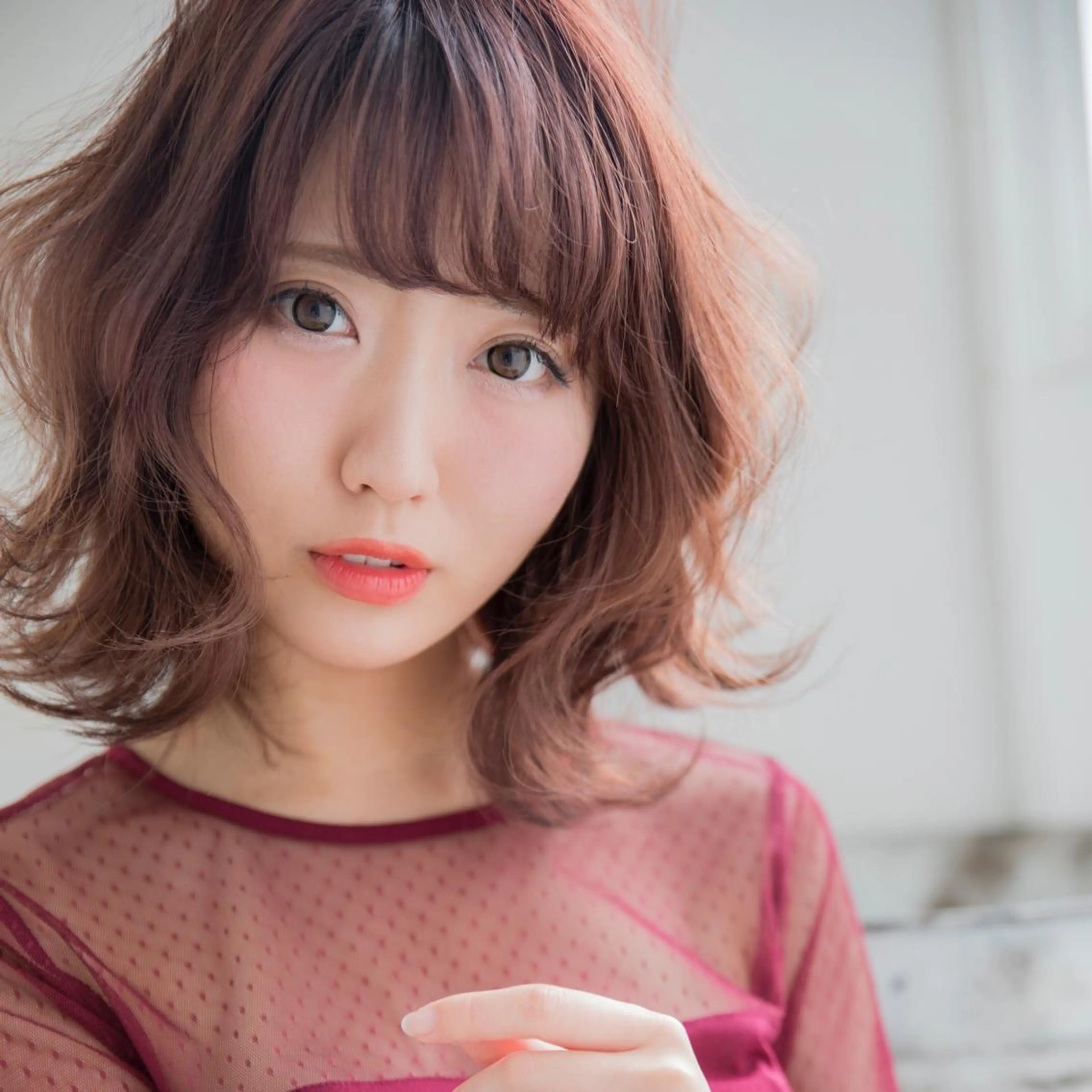 ショート カラー パーマ ベージュカラー ピンクカラー ピンクベージュ ヘアケア特化型サロン newi 京橋のヘアスタイル