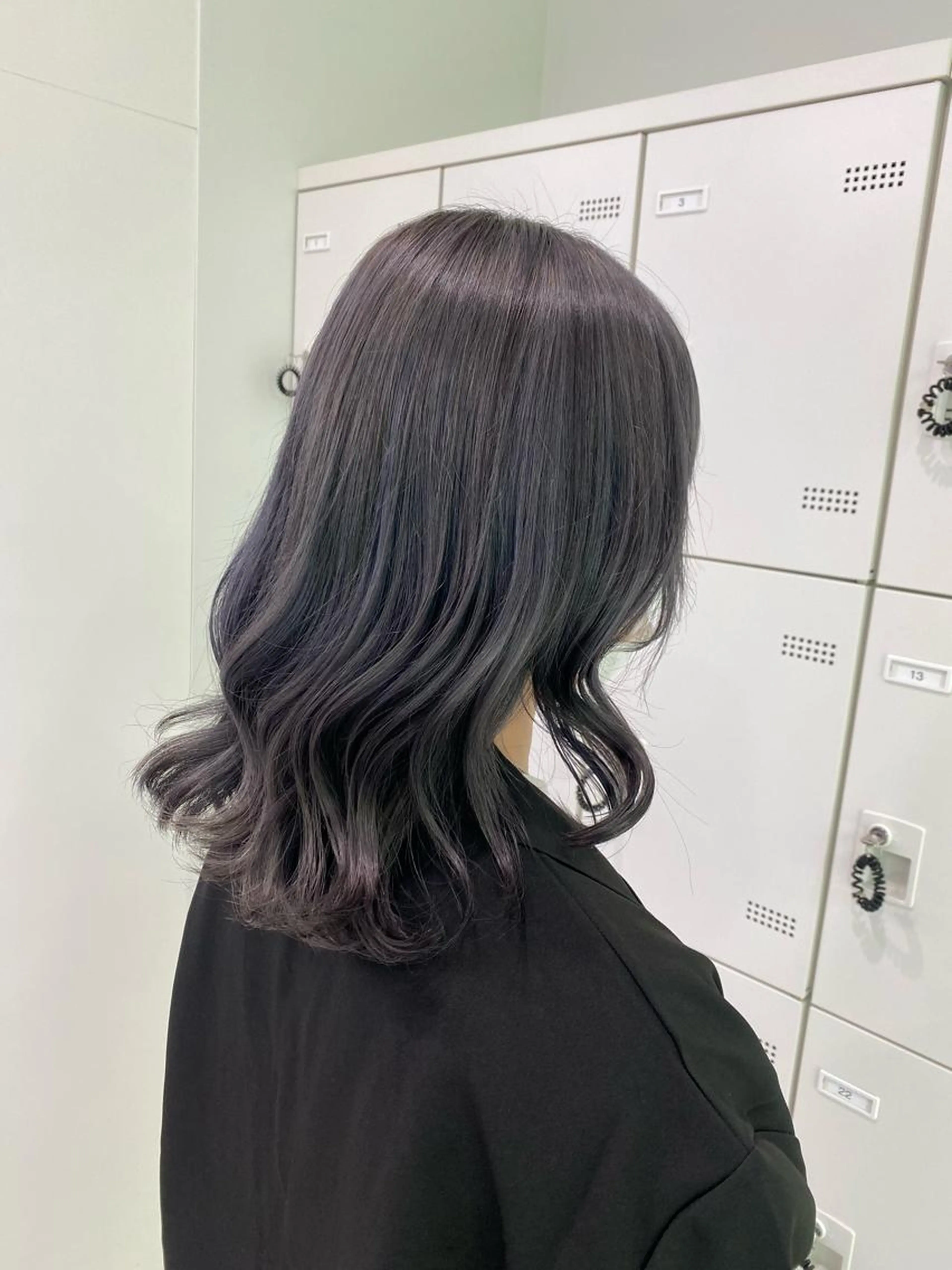 🐾グレージュ、グレーカラー🐾 90%ダメージカットのケアブリーチ使用の写真