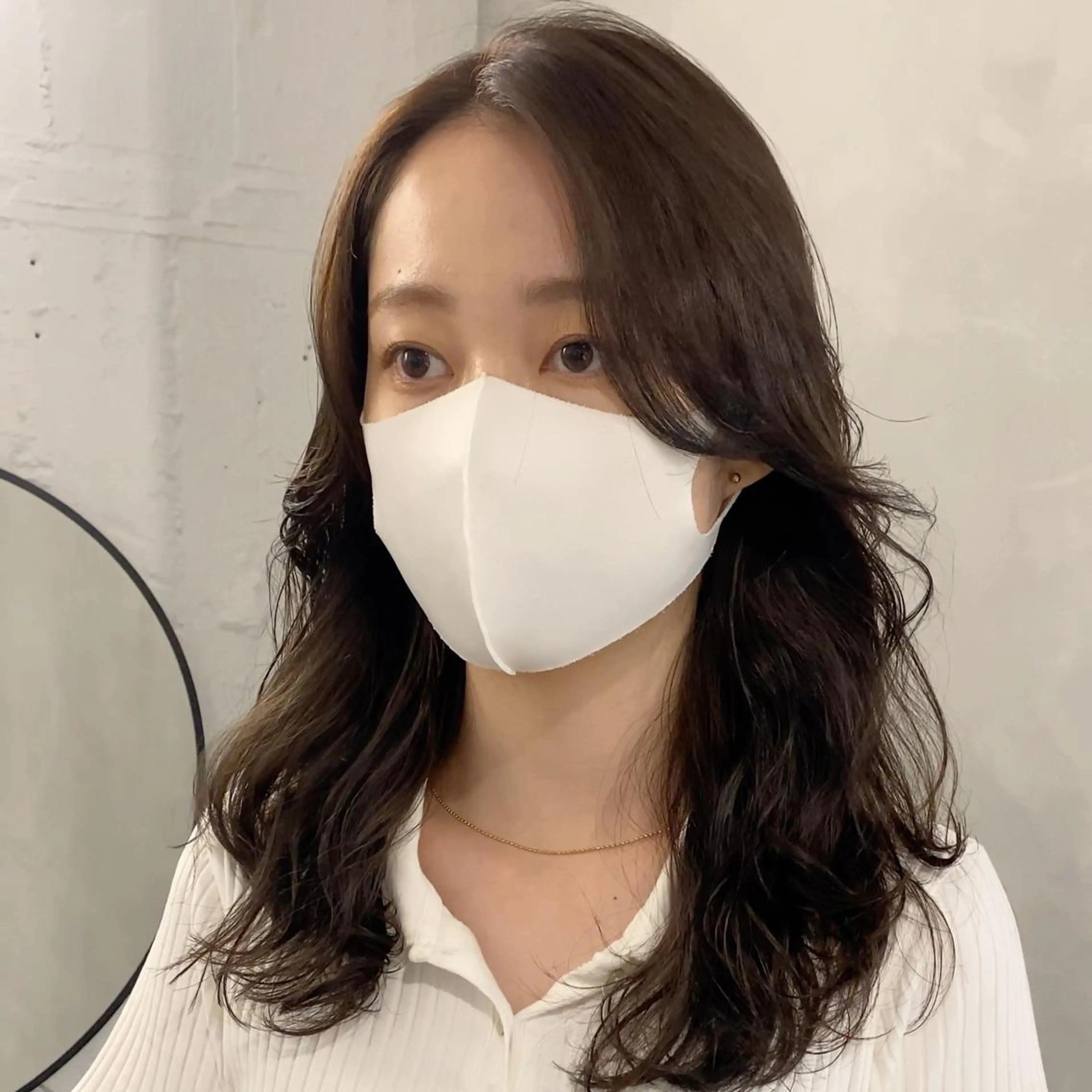 セミロング カラー パーマ セミロングパーマ 韓国風ヘア カット ヘアカラー パーマ トリートメント レイヤーカットのプロ 大人ヘア宮森貴志のヘアスタイル