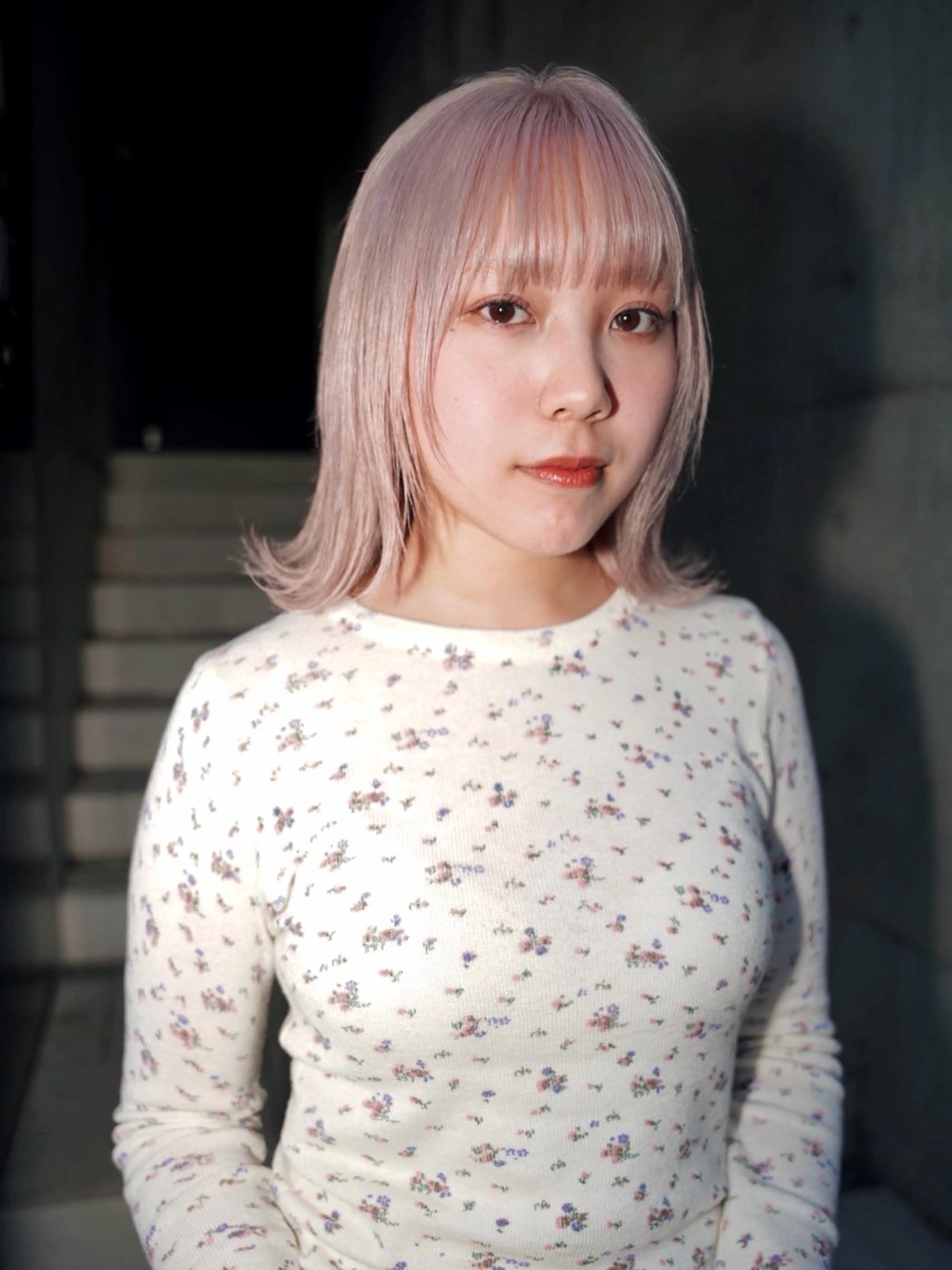 ショート カラー ベージュカラー ミルクティーベージュ カット ヘアカラー トリートメント デザイン/レイヤー Kaito🐩/栄のヘアスタイル