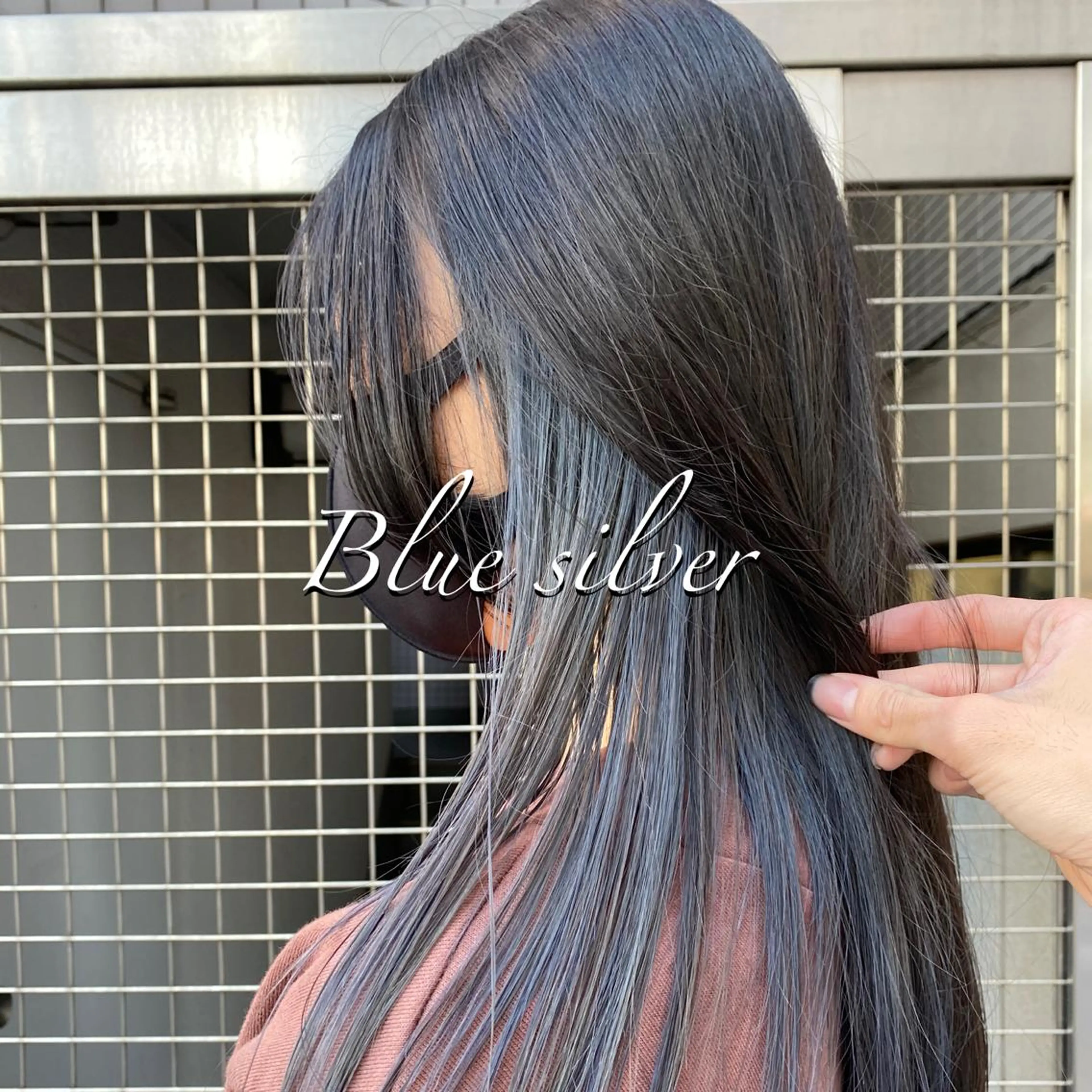 ミディアム カラー ANLY.meijijingumae所属・レイヤーカット/ 前髪顔周りカットのヘアスタイル