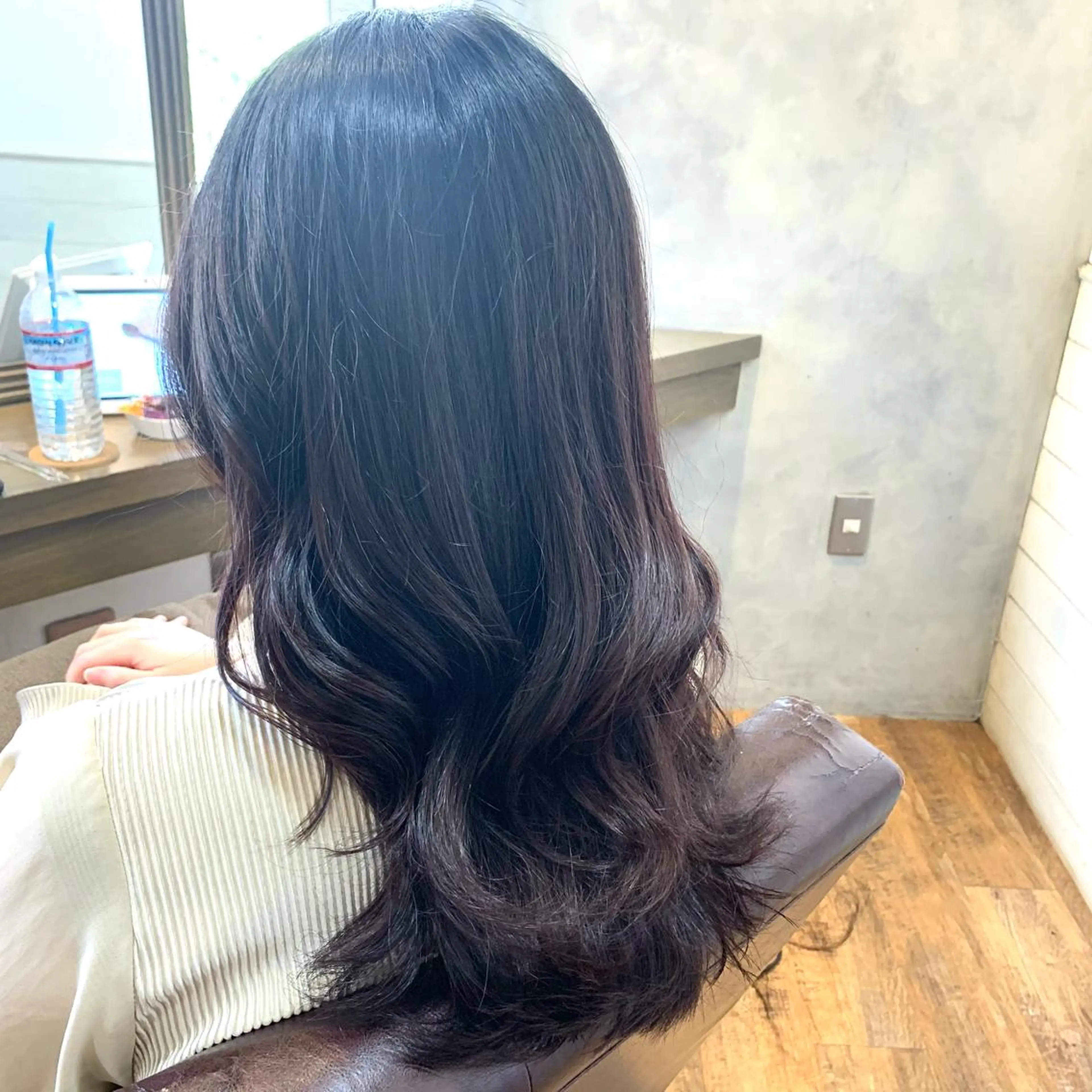 ロング カラー 黒髪 パープルカラー パープルブラック ✨️美髪矯正×似合わ せ艶カラー✨藤田透のヘアスタイル