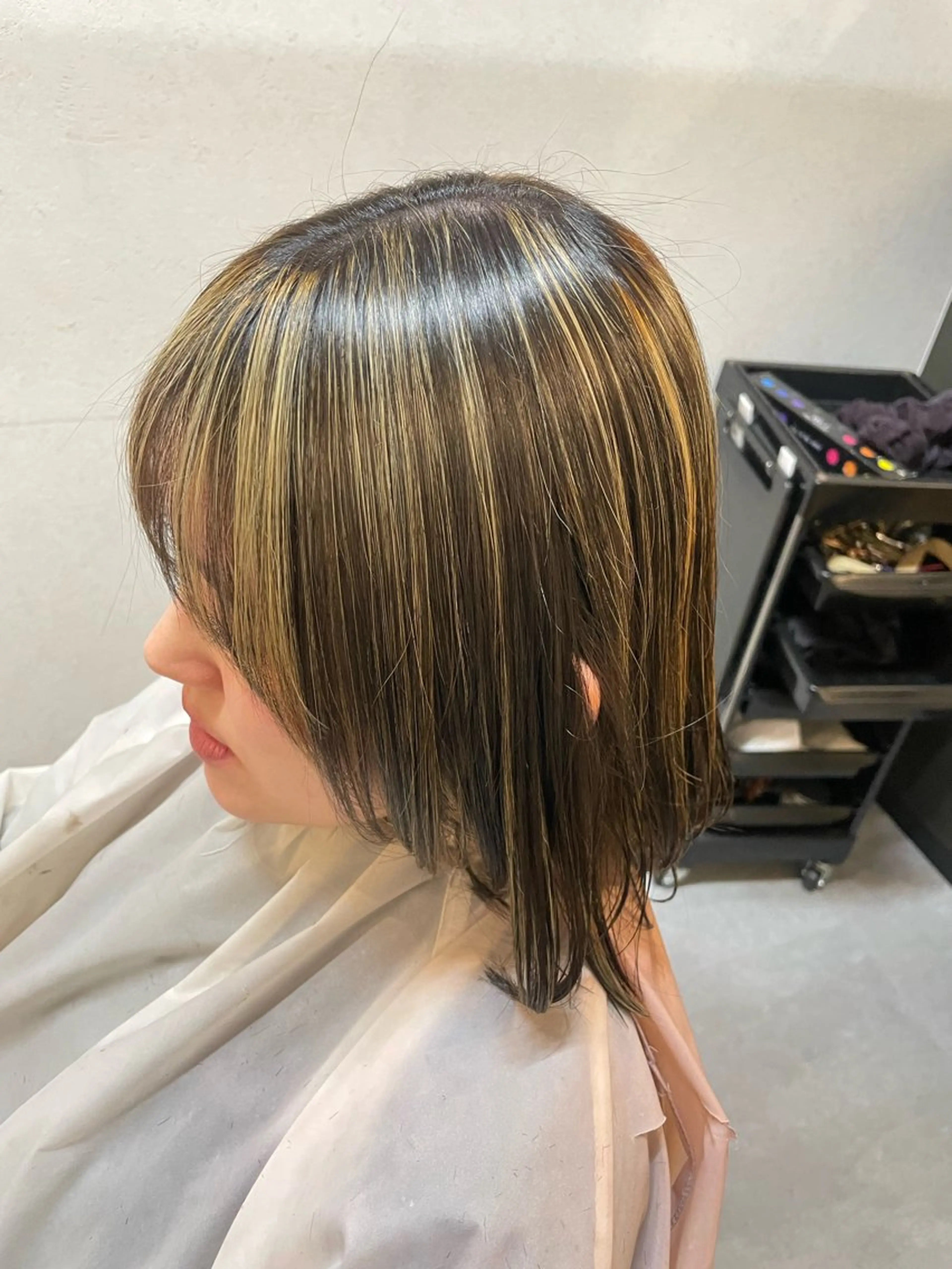 ミディアム カット ヘアカラー トリートメント 髪質改善カラー特化 井上秀樹のヘアスタイル