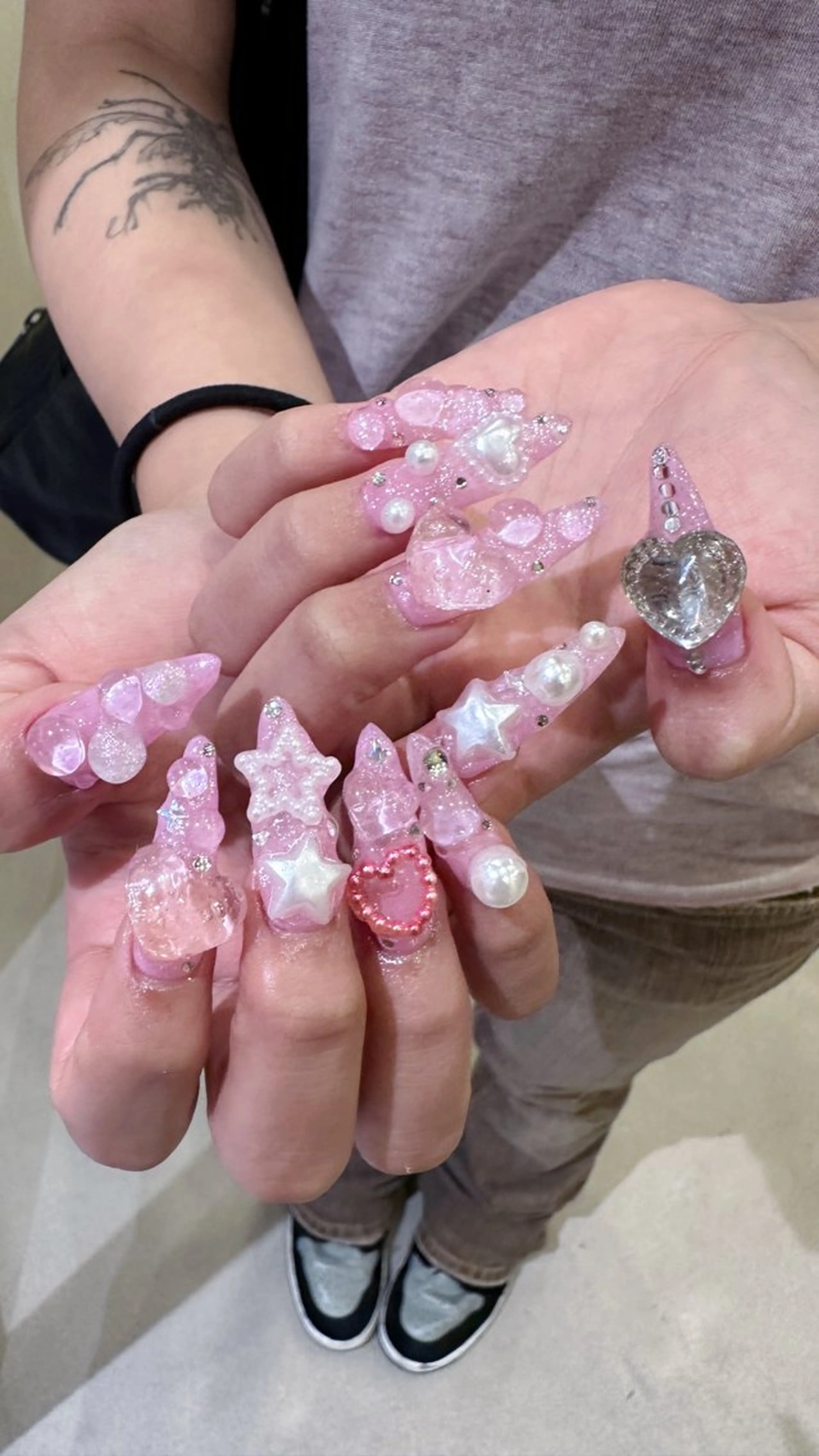 ネイル ハンドネイル 👽個性派ネイル🎀 komachiのヘアスタイル