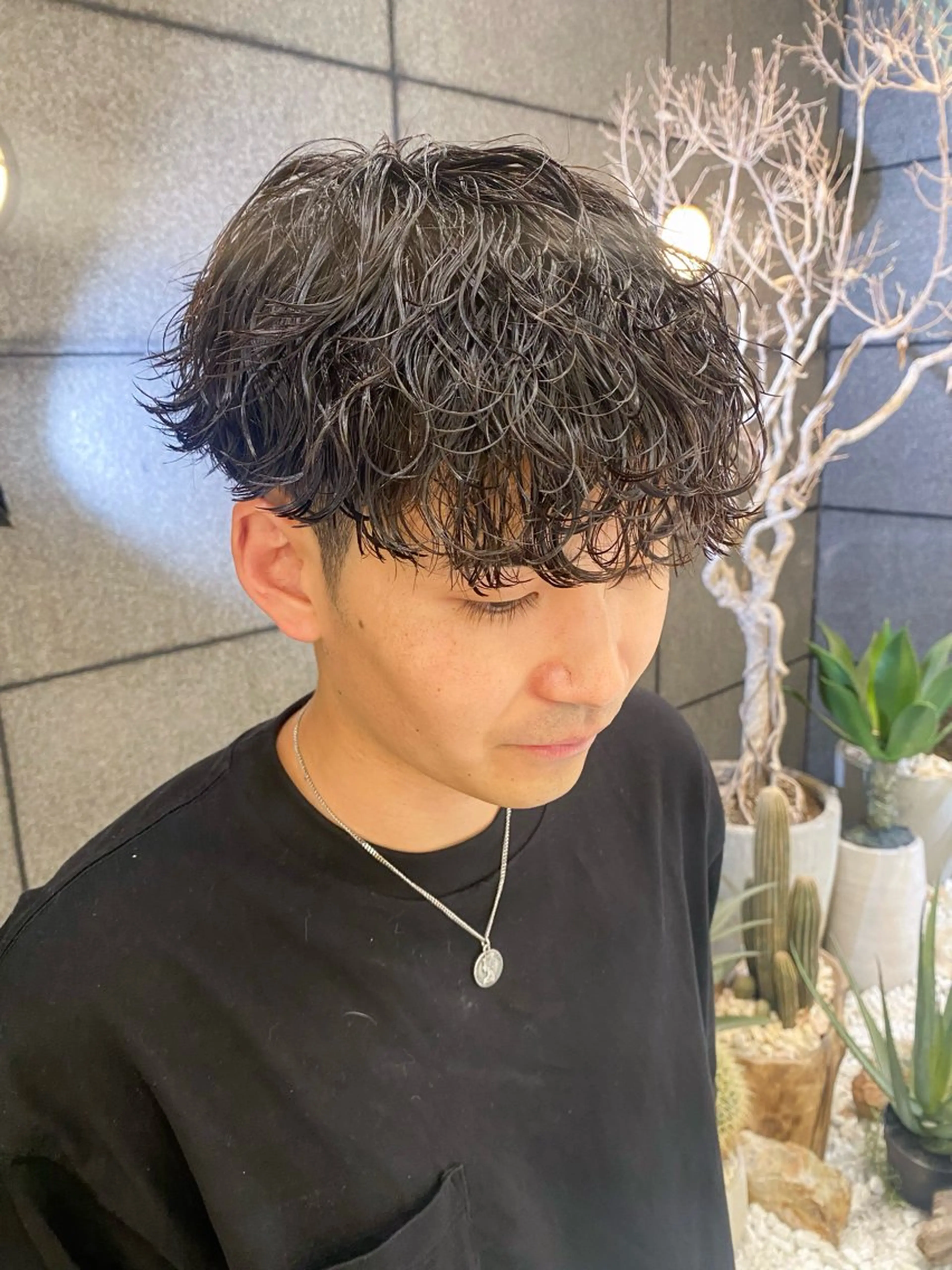 ショート パーマ メンズ カット パーマ 酸スト/フェザー パーマ/三谷海斗のヘアスタイル