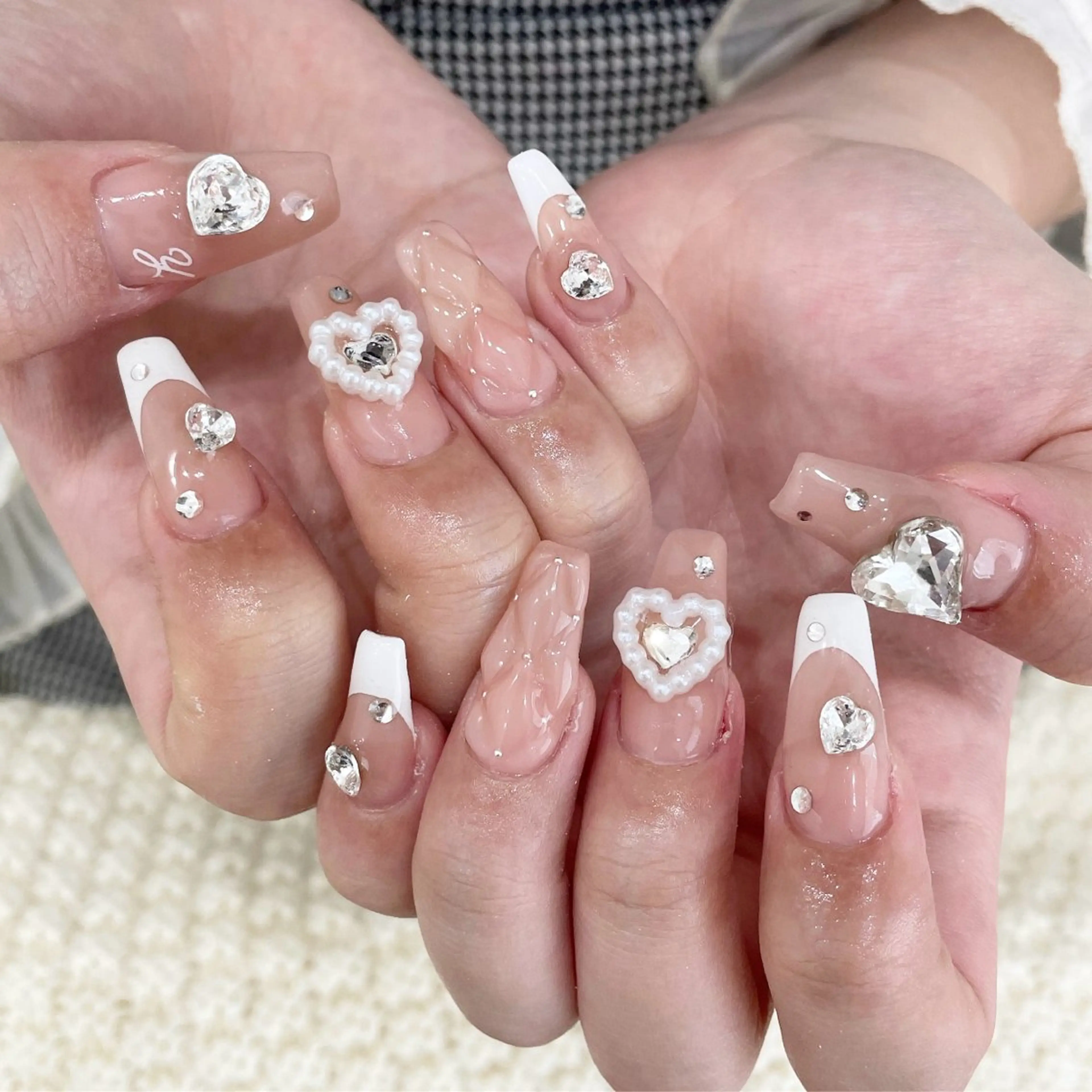 ネイル Ellenail恵比寿店所属・Shion / エルネイル恵比寿のネイルデザイン