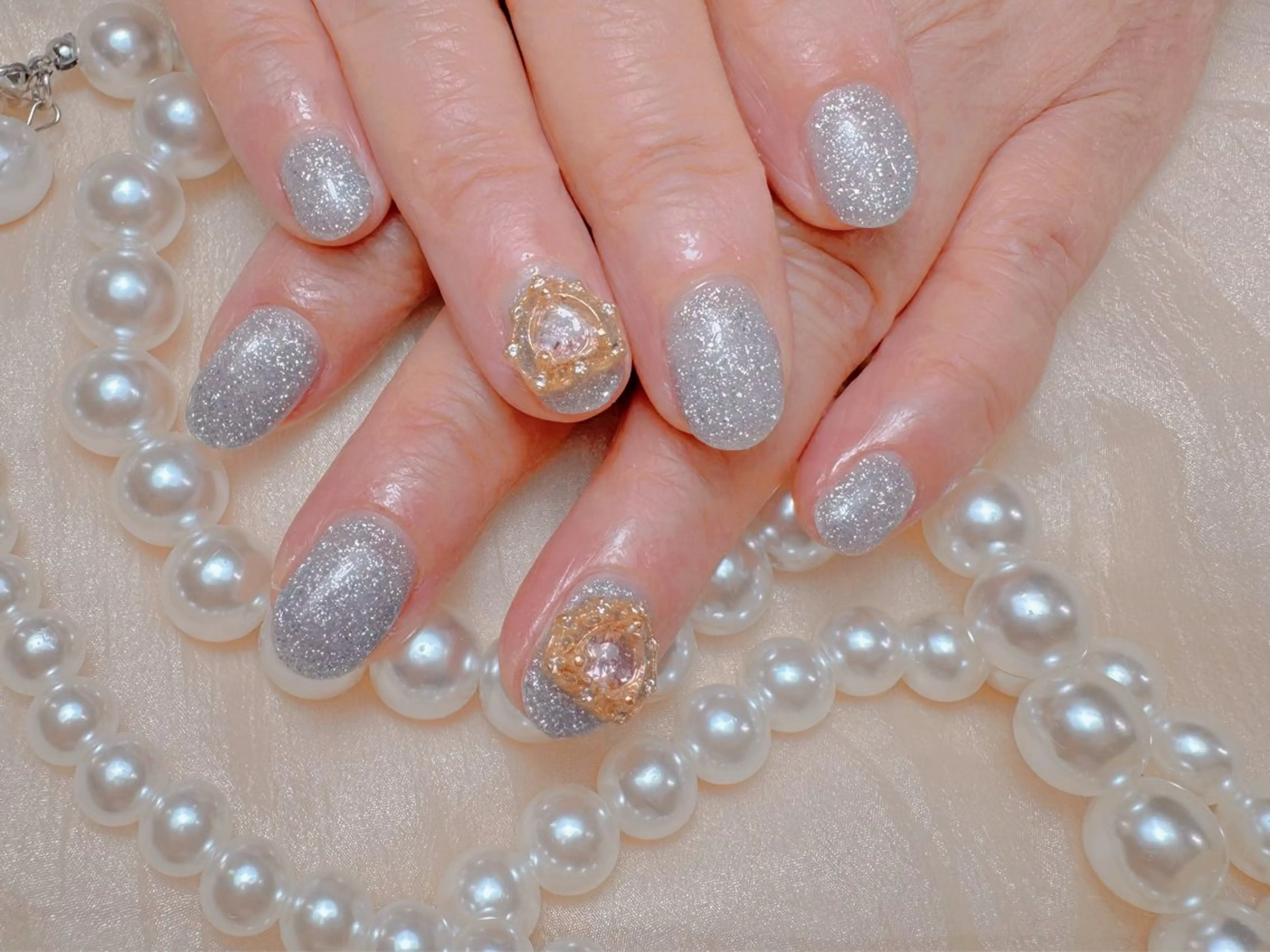 ネイル マジックミラー所属・マジック ミラーのネイルデザイン