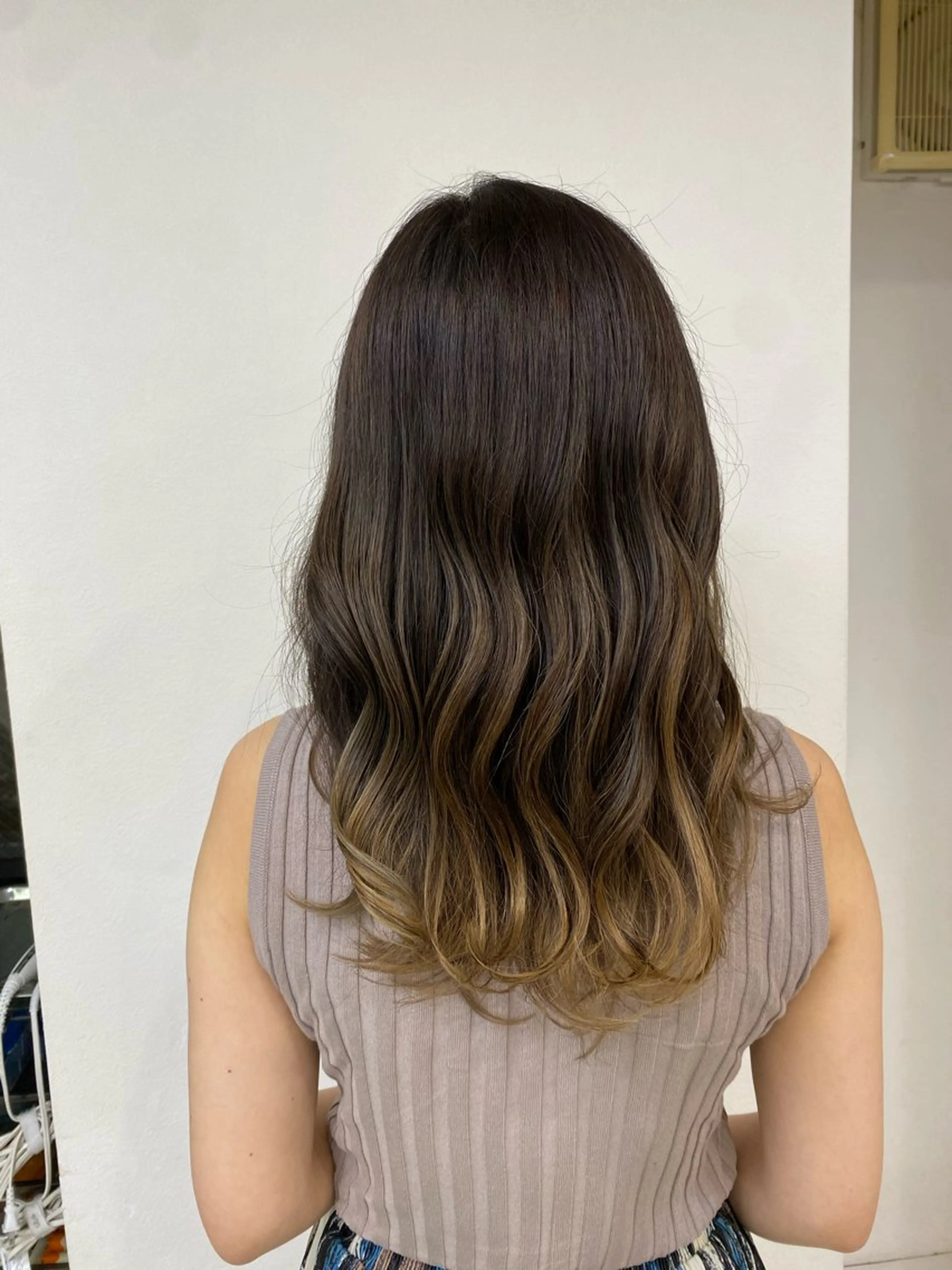 ロング カラー 坂本 雅哉のヘアスタイル