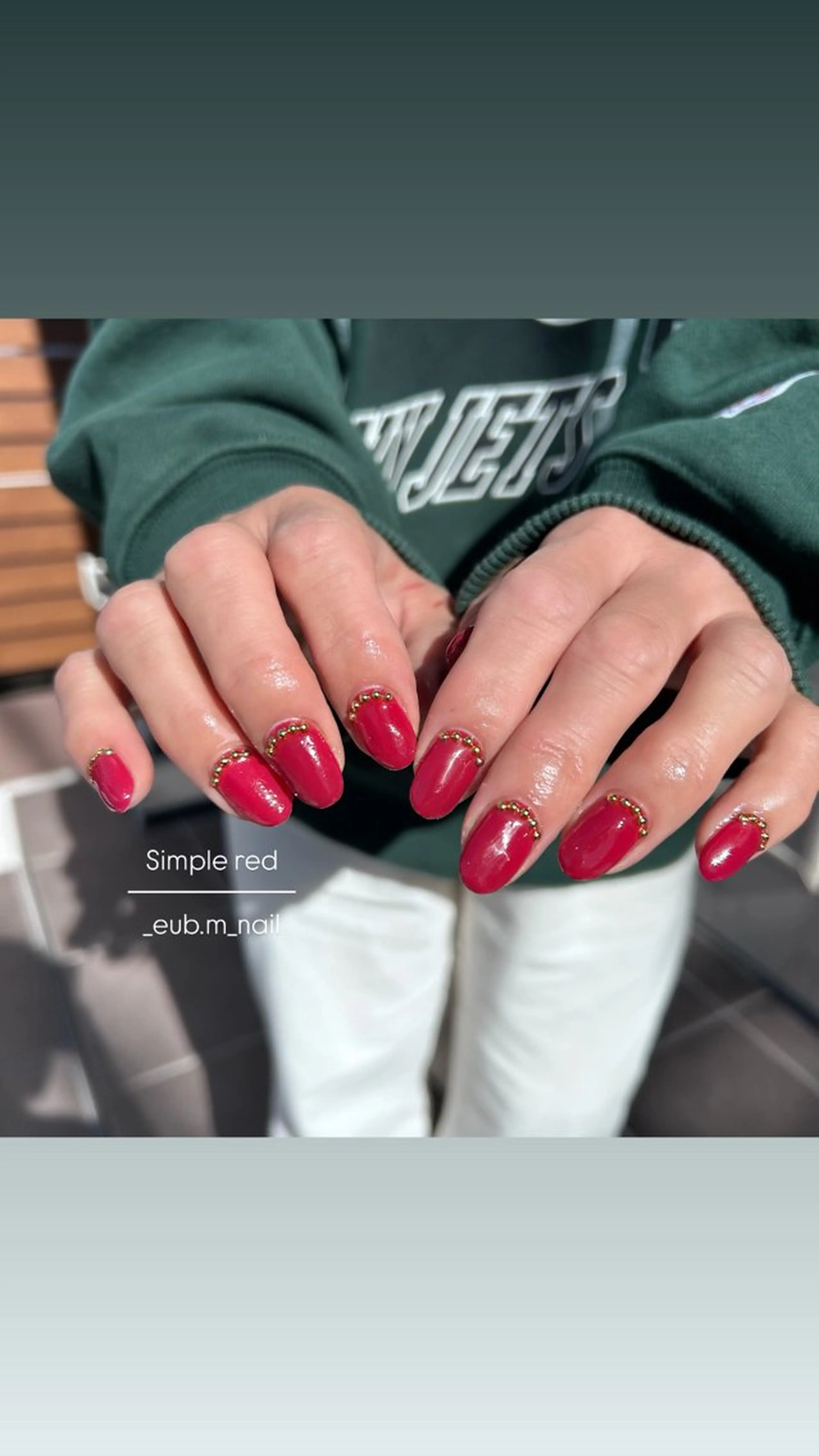 ネイル ゴールド 赤色 ハンドネイル 深夜ネイルサロン eub.m_nailのネイルデザイン