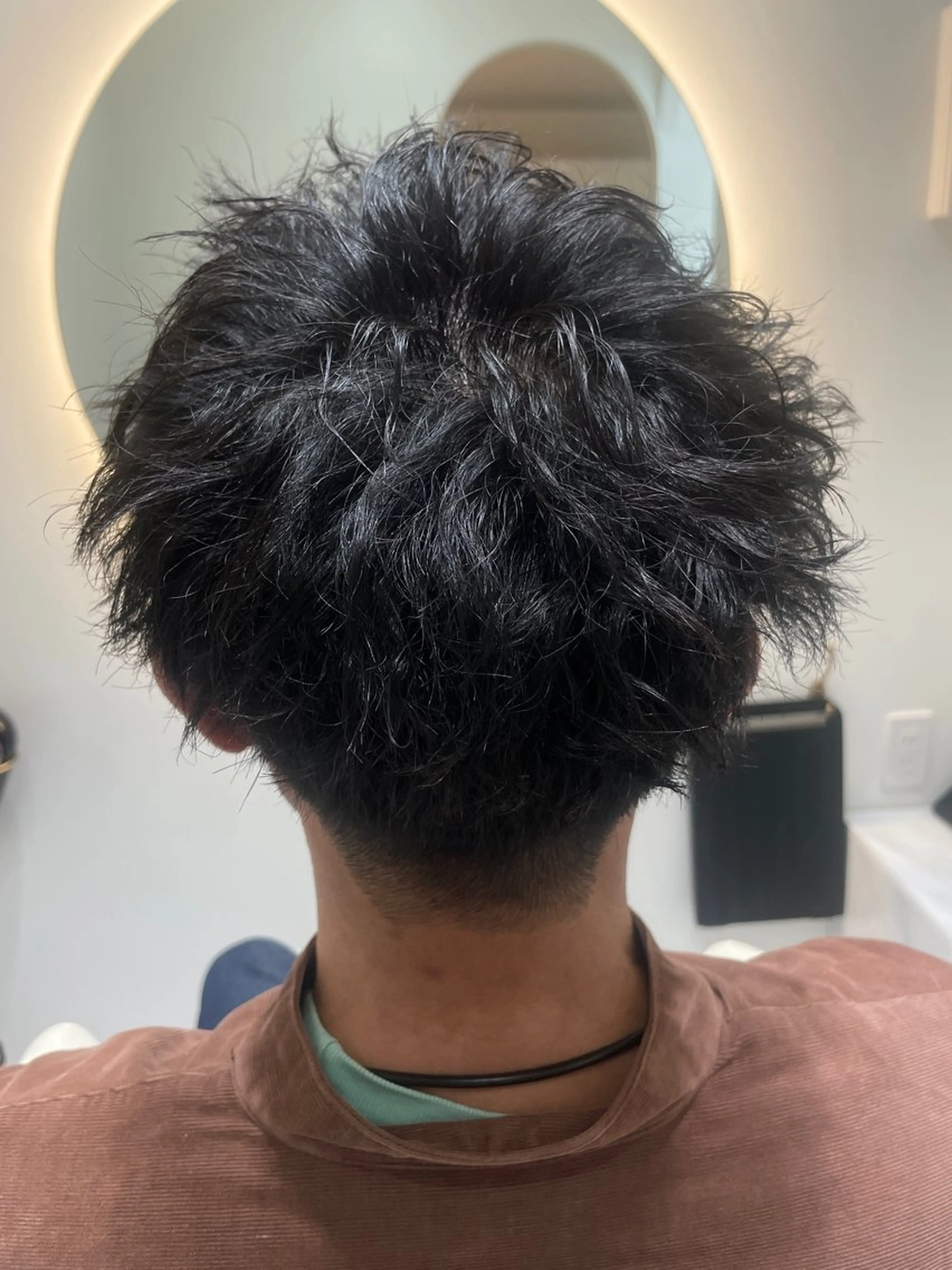 メンズ パーマ Agu hair  Code  Line所属・坂井 里奈のヘアスタイル