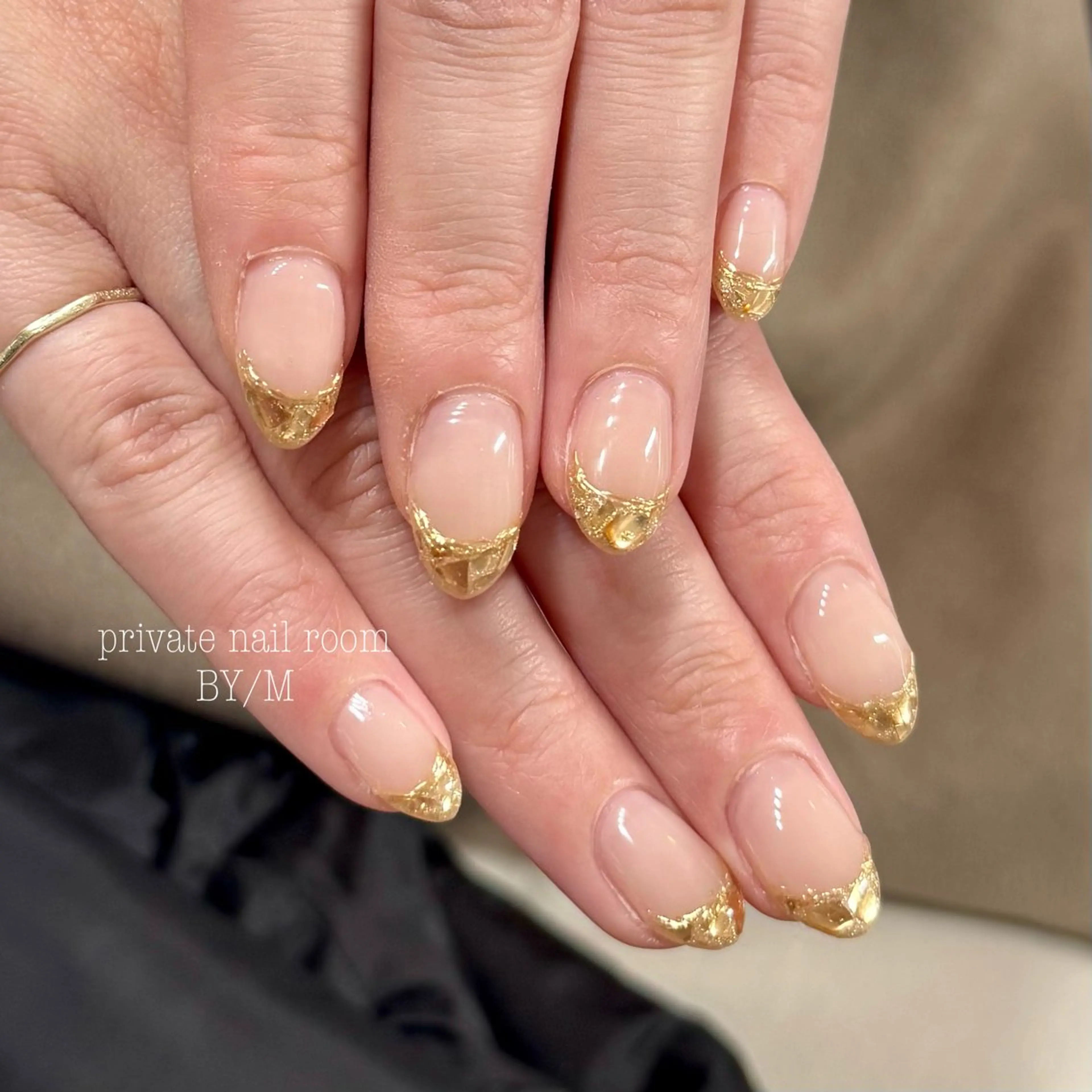 ネイル フレンチネイル ガラスフレンチ キラキラネイル 持ち込み ハンドネイル BY / Mのネイルデザイン