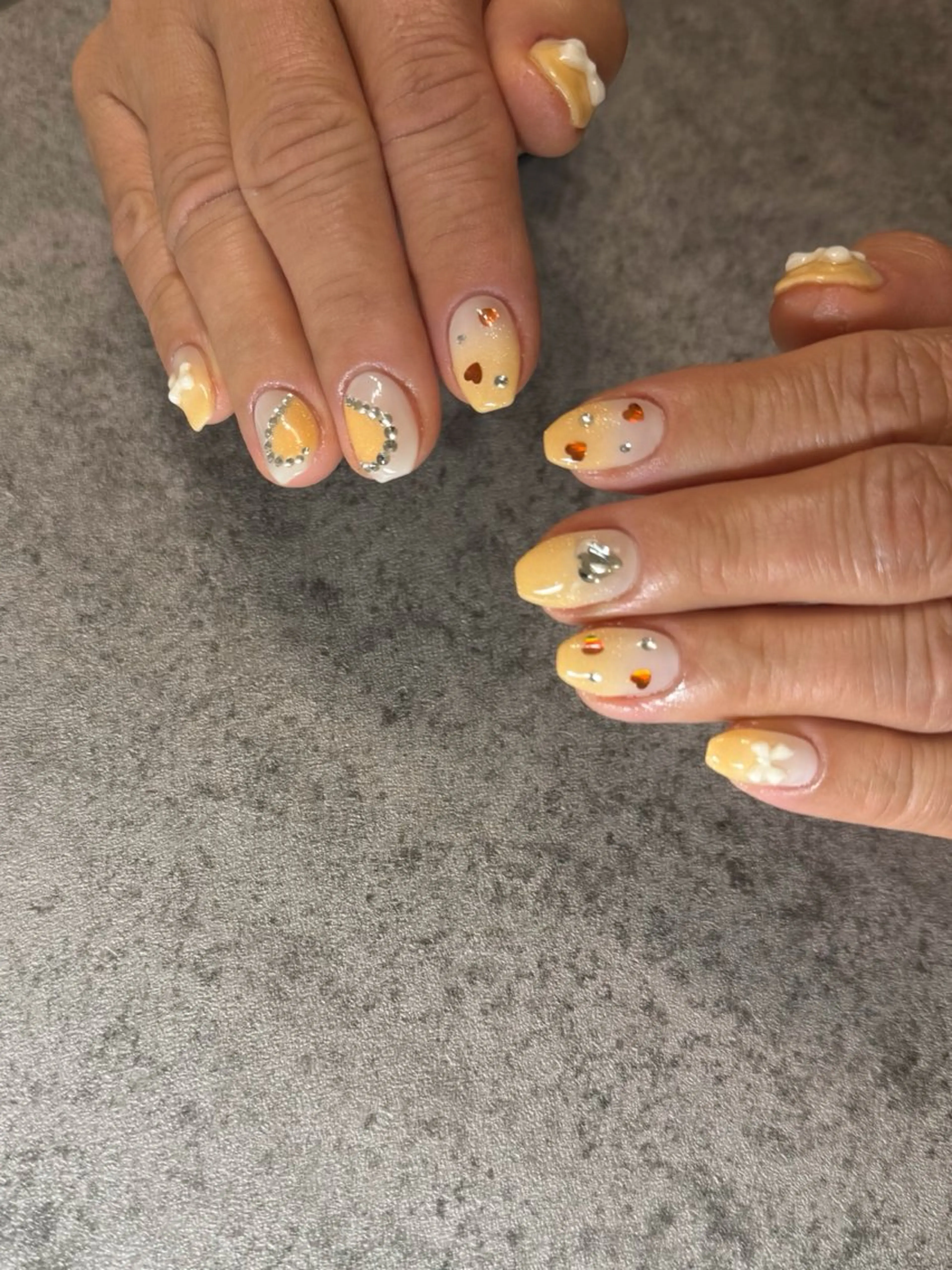 ネイル ハンドネイル ハンドケア m-nail所属・m-nail 🌙minamiのネイルデザイン