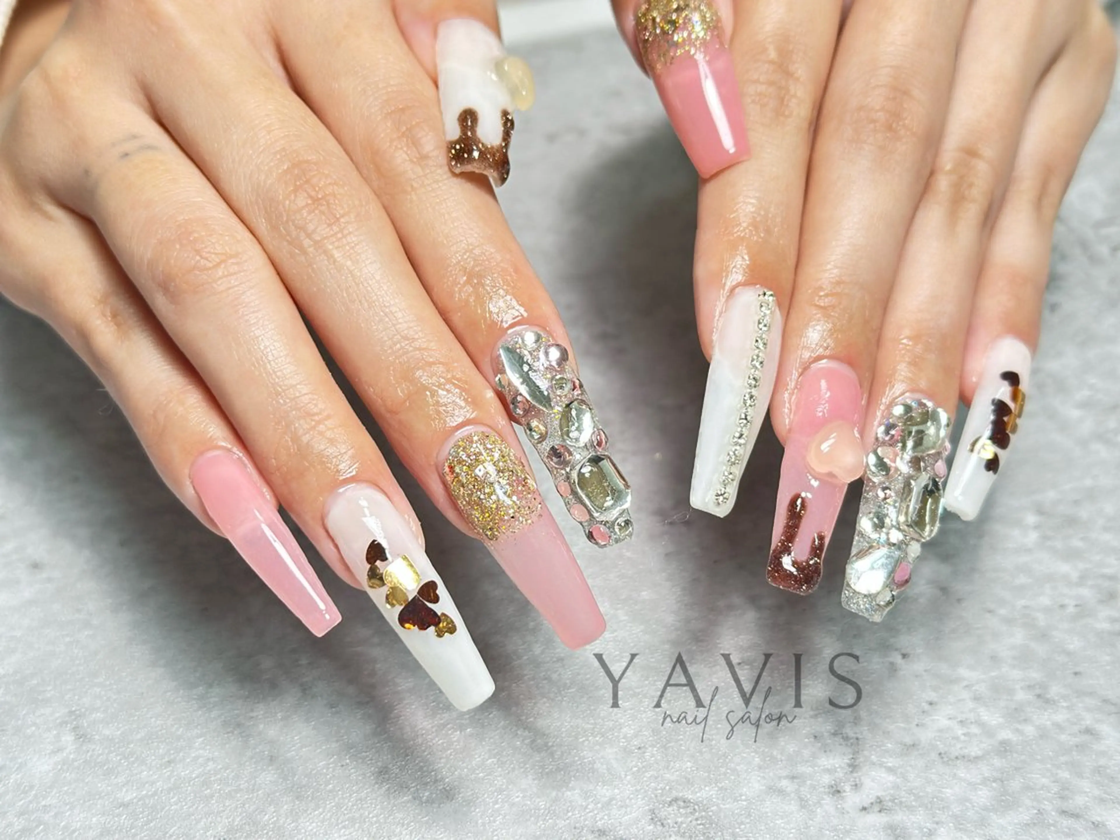 ネイル 長さ出し バレンタイン ハンドネイル YAVIS_ nailのネイルデザイン