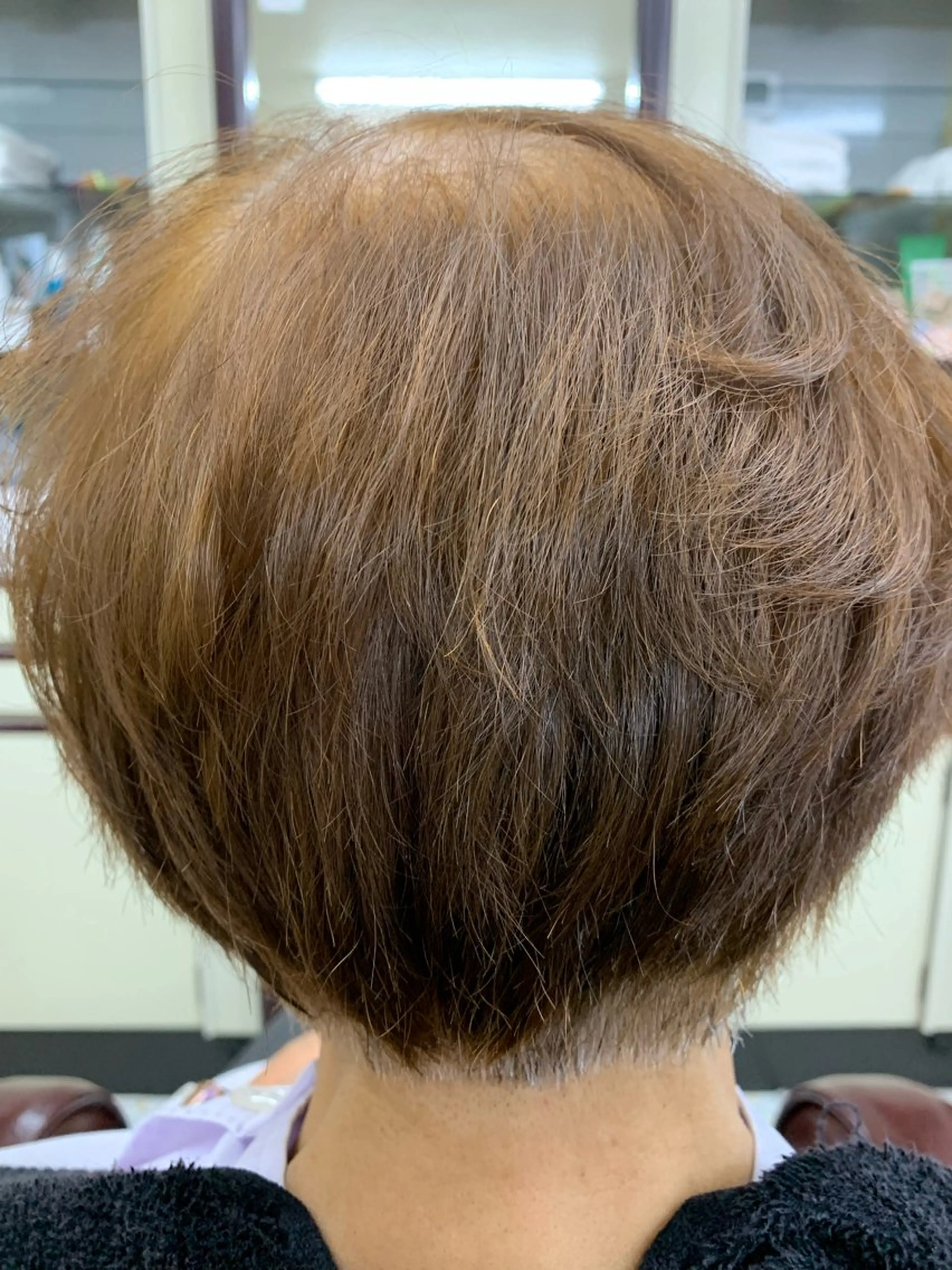 カラー 竹内 秀美のヘアスタイル