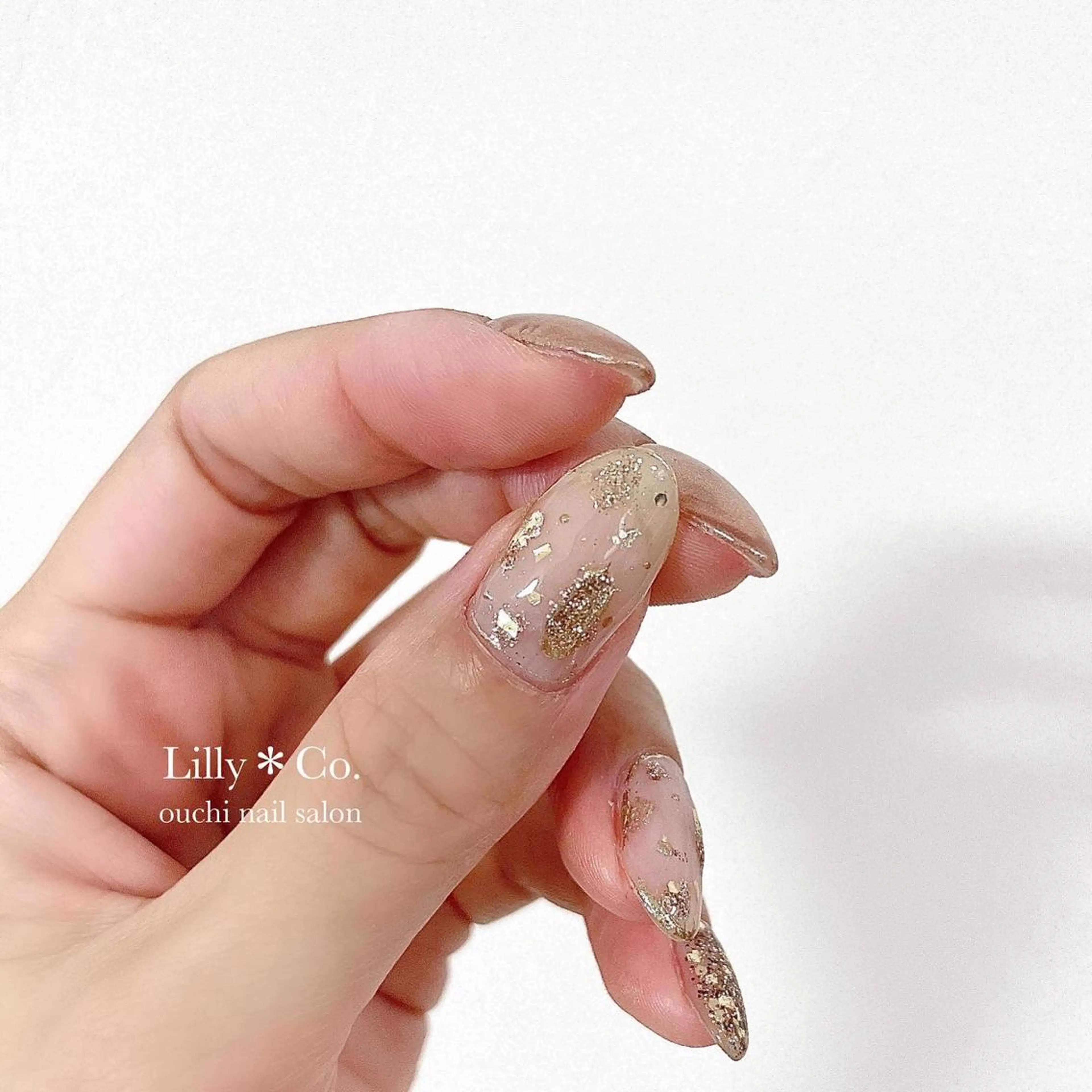 ネイル ハンドネイル ハンドケア Lilly Co.のネイルデザイン