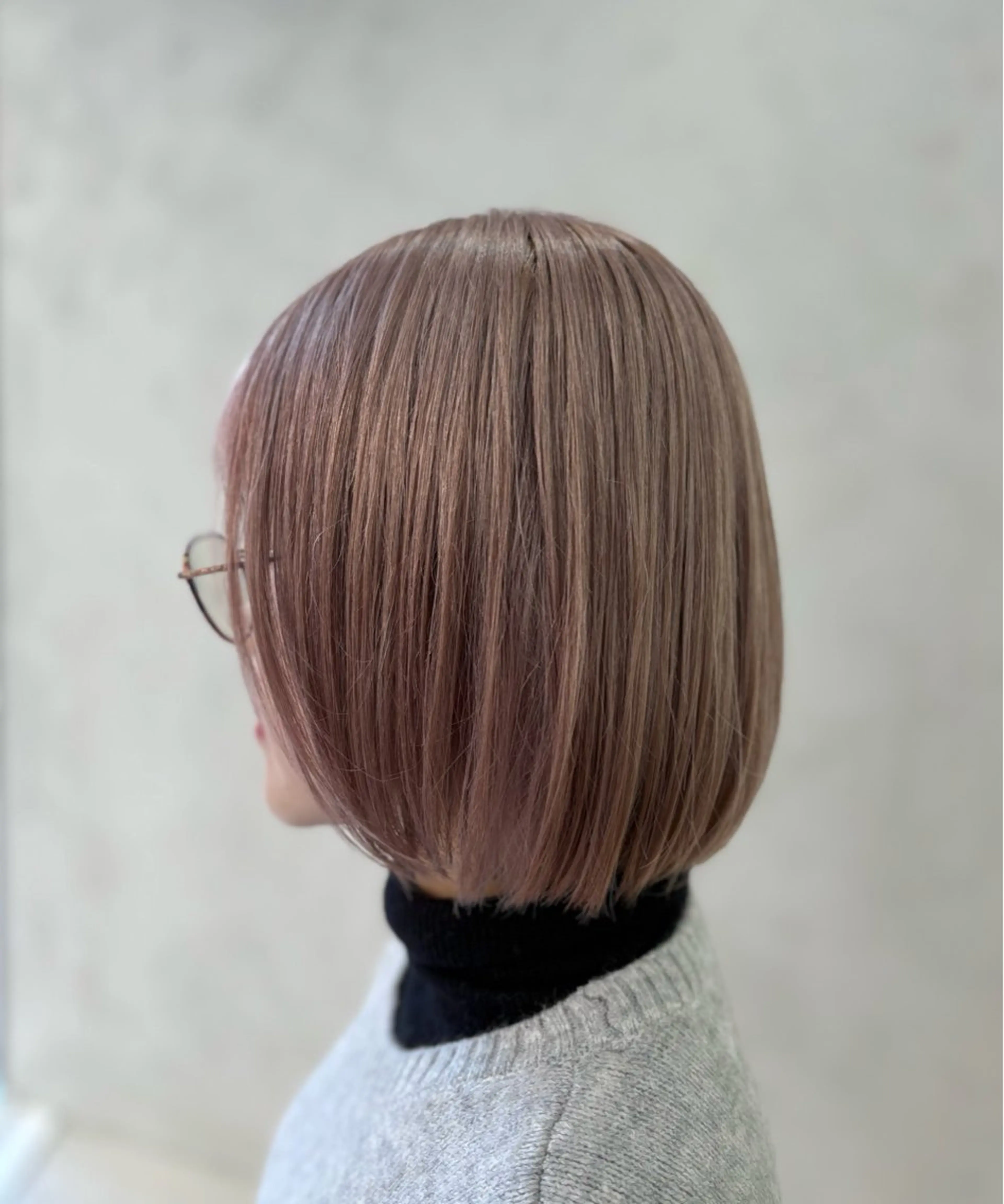 ショート カラー カット ヘアカラー ブリーチなし透明感 カラー✨横山 佳希のヘアスタイル