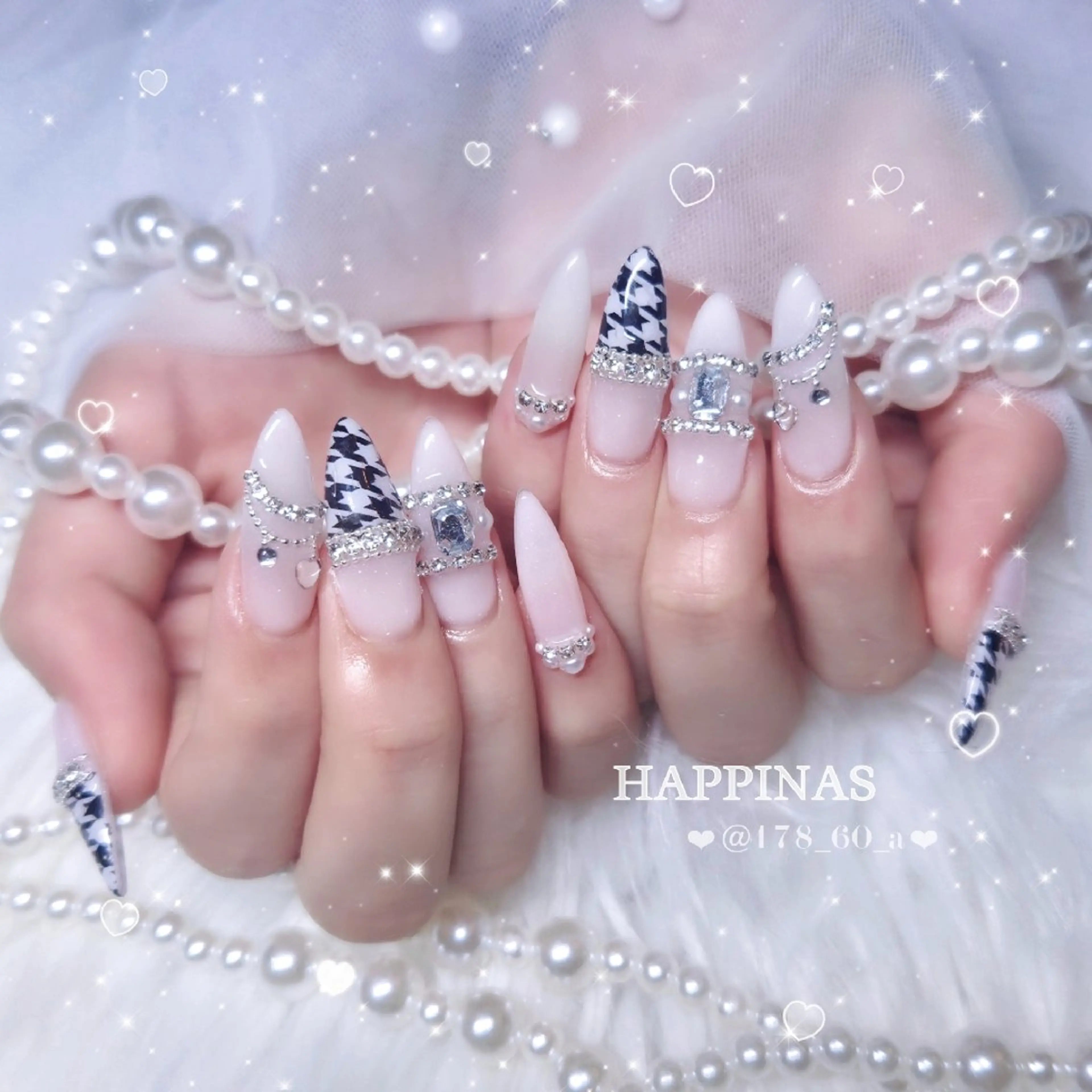 ネイル ガーリー キラキラネイル ピンク スカルプネイル ハンドネイル HAPPINAS れん┊痛ネイル&3Dのネイルデザイン