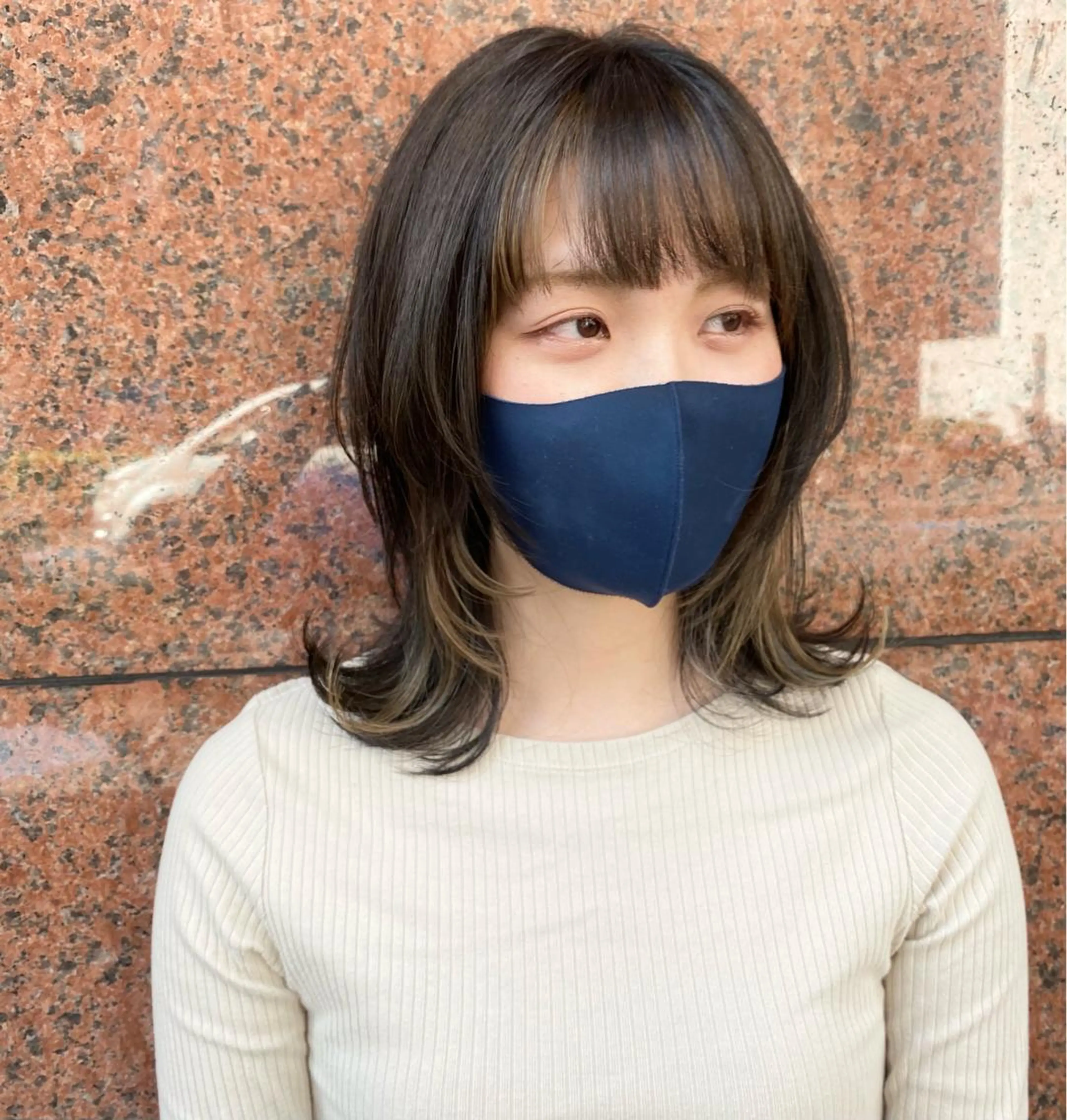 セミロング カラー ヘアアレンジ ミストバング インナーカラー ウルフカット カット ヘアカラー TOPSTYLIST 🇬🇧JIMMYのヘアスタイル