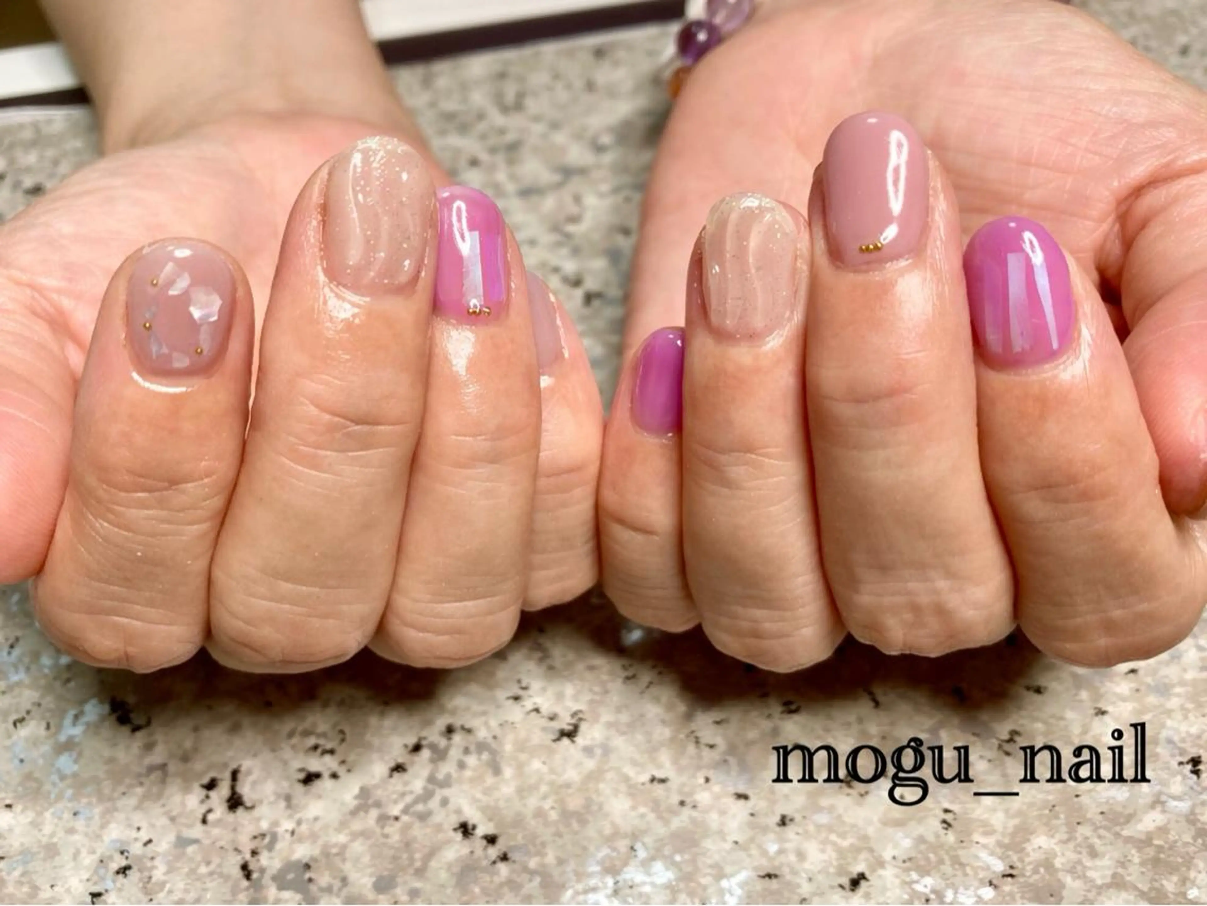 ネイル Mogu_ nailのネイルデザイン