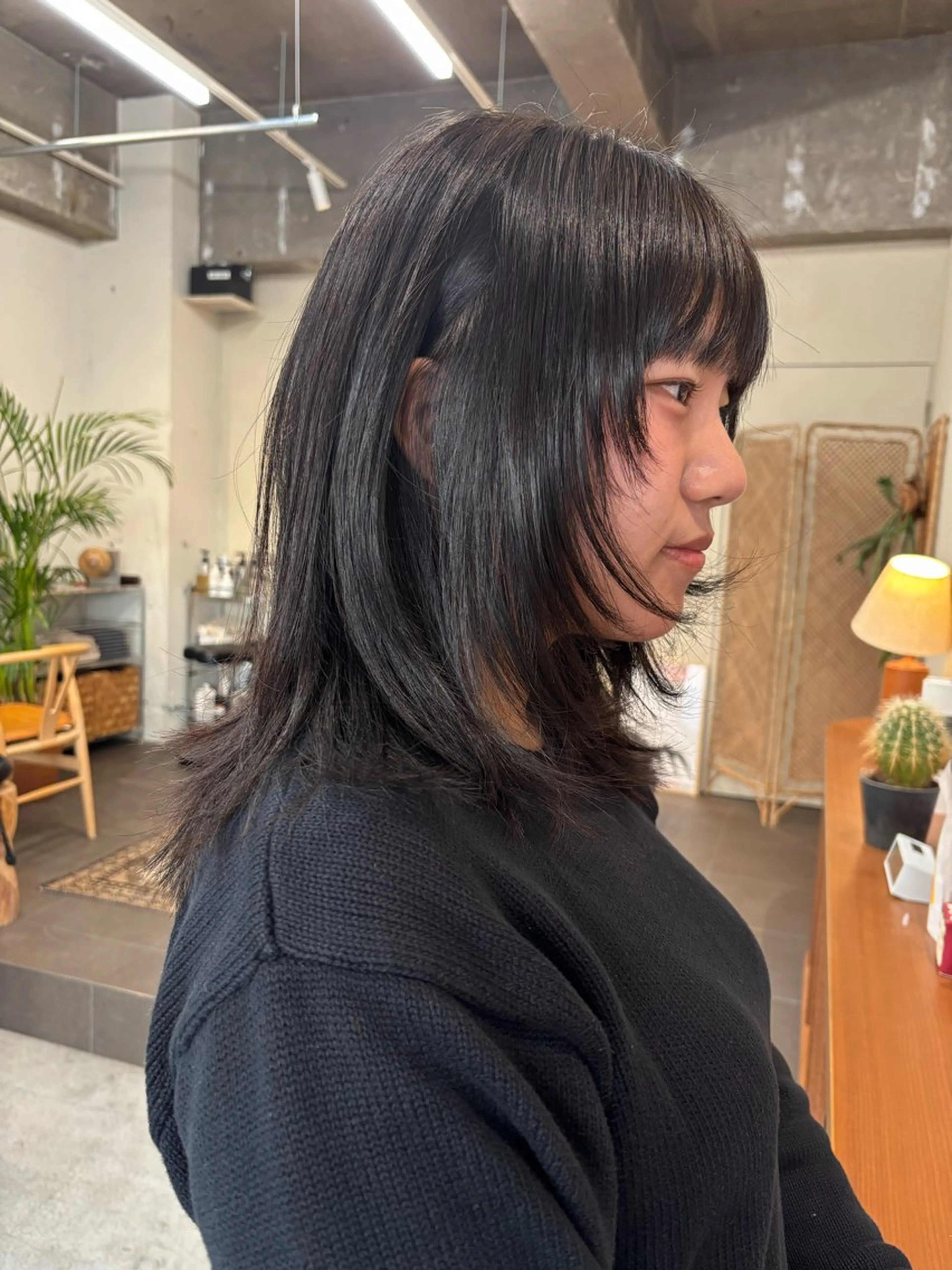 ミディアム カット 縮毛矯正 トリートメント 永田 愛莉のヘアスタイル