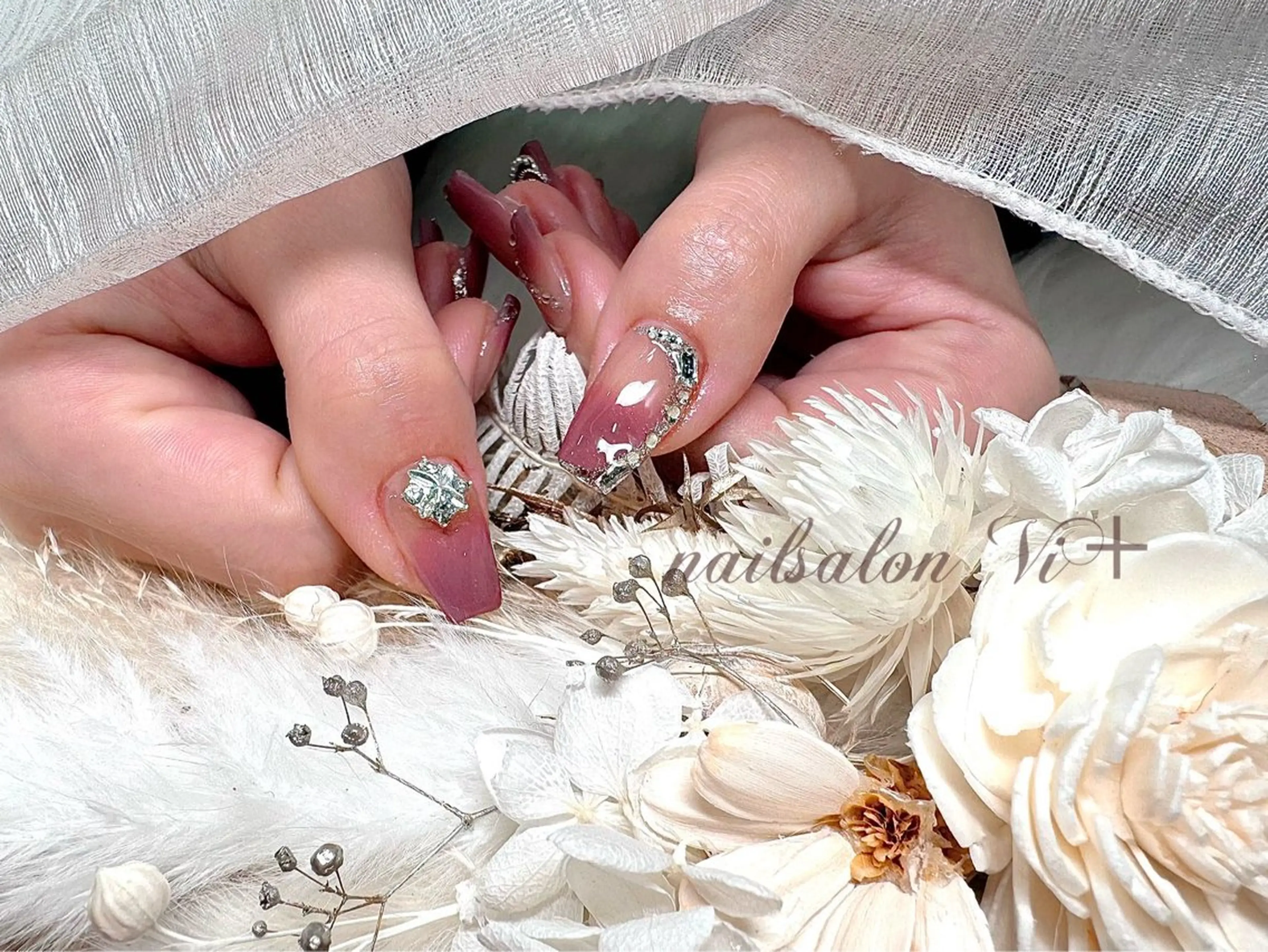 ネイル ✨Nailsalon Vi+✨のネイルデザイン