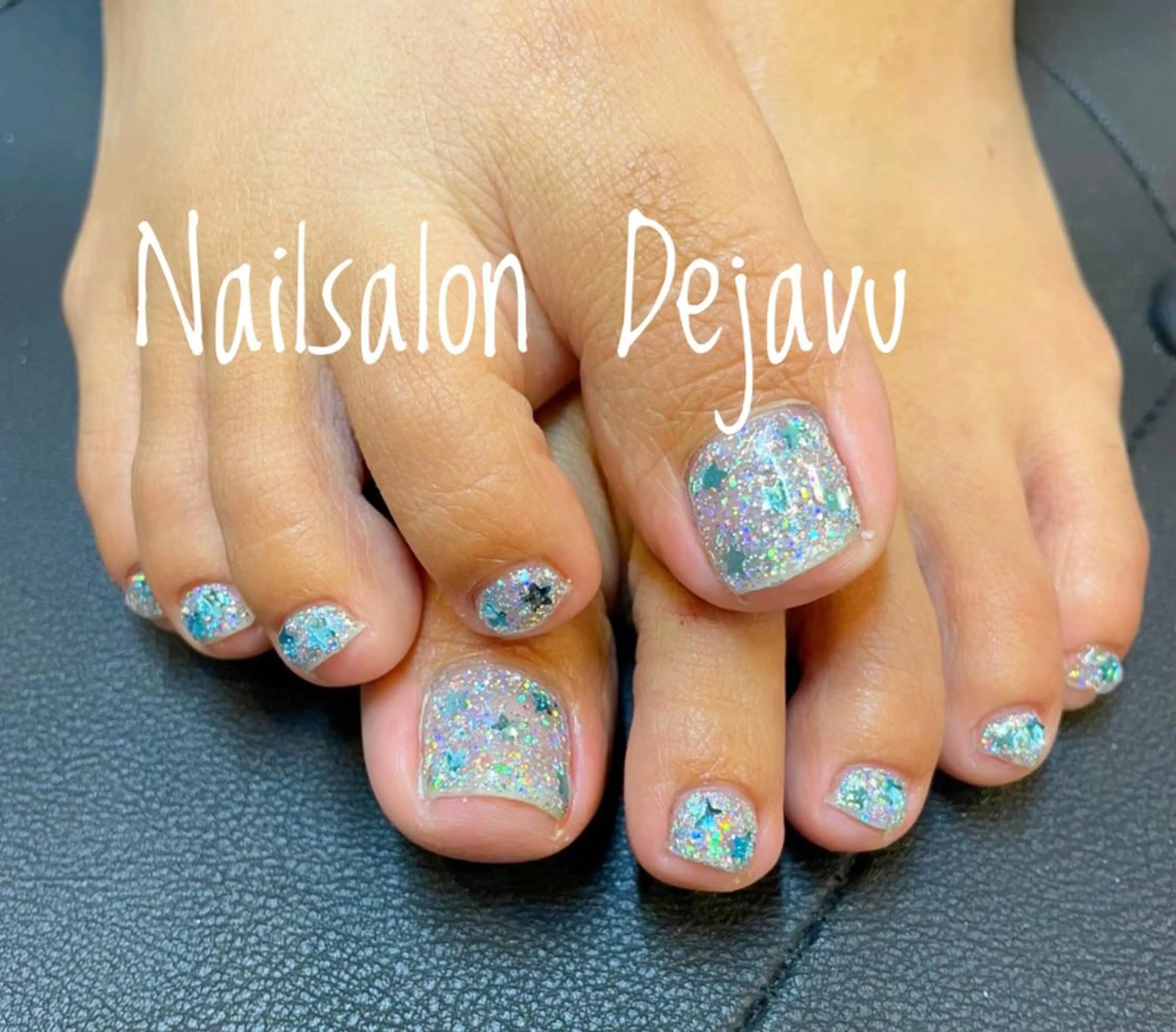 ネイル フットネイル キラキラネイル ハンドネイル Nailsalon Dejavu Yokosuka所属・Nailsalon Dejavuのネイルデザイン