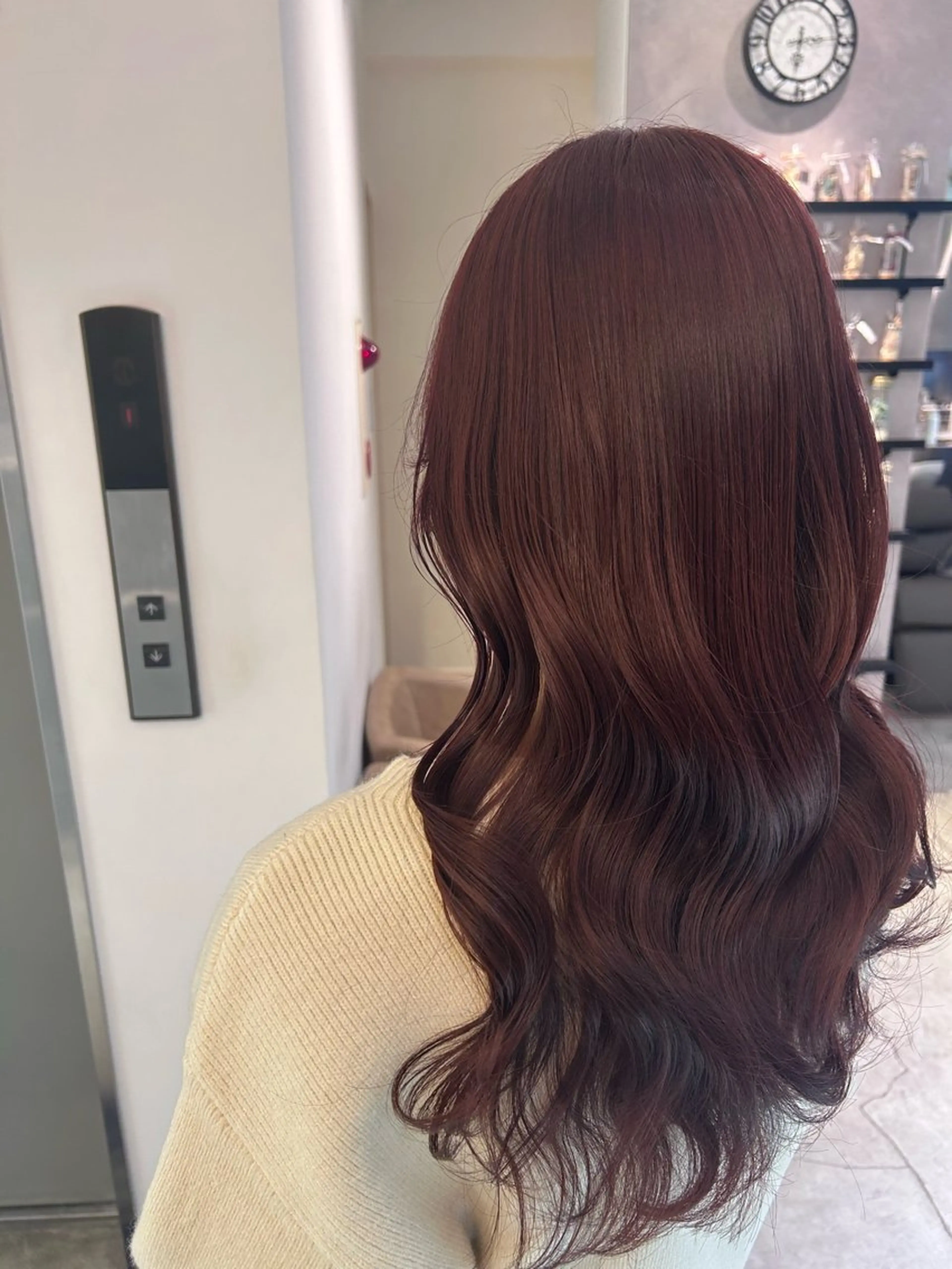 ロング カット ヘアカラー トリートメント 蓮池 愛海のヘアスタイル