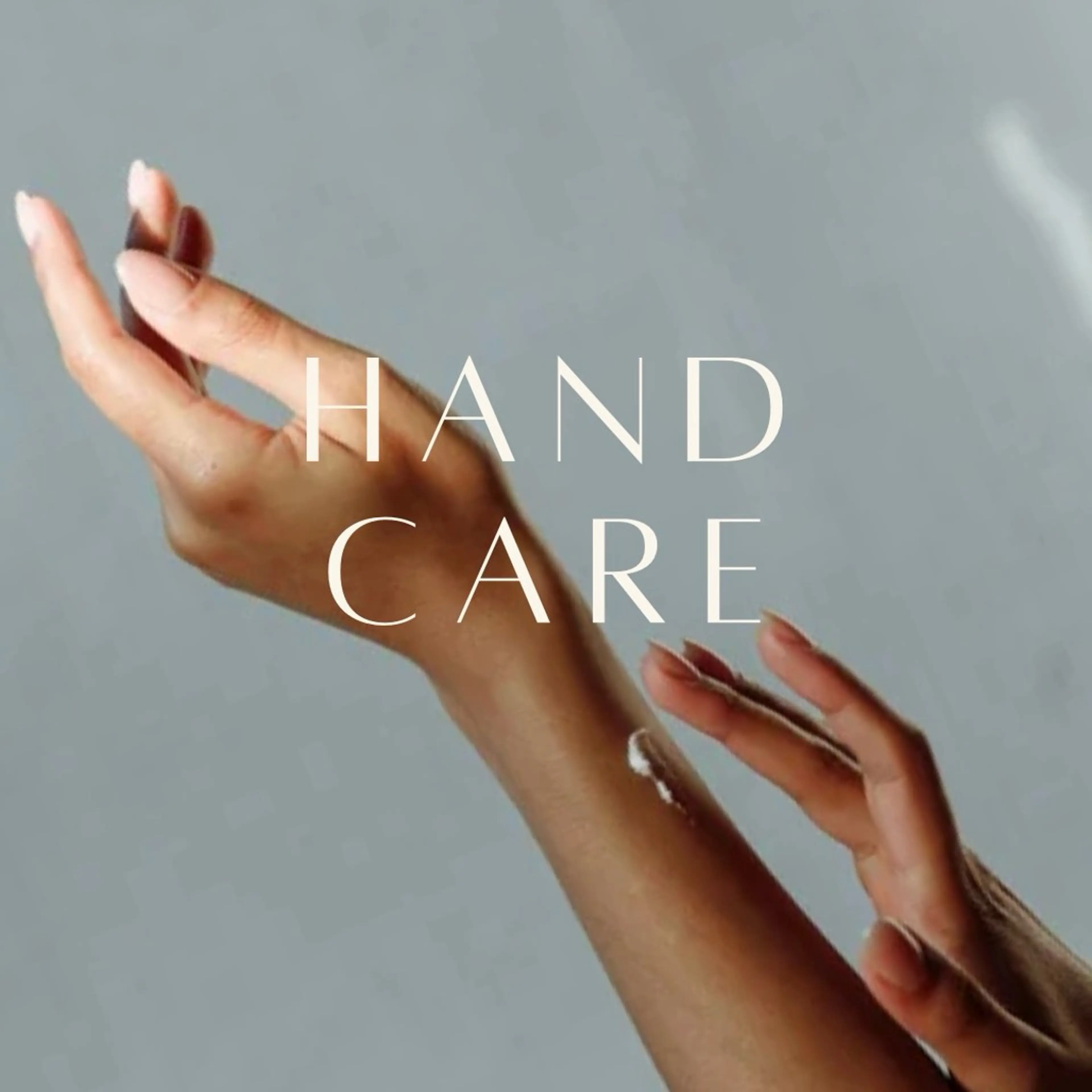 ハンド『ネイルケア』＋『パラフィンパック』＋『スパケア』の写真