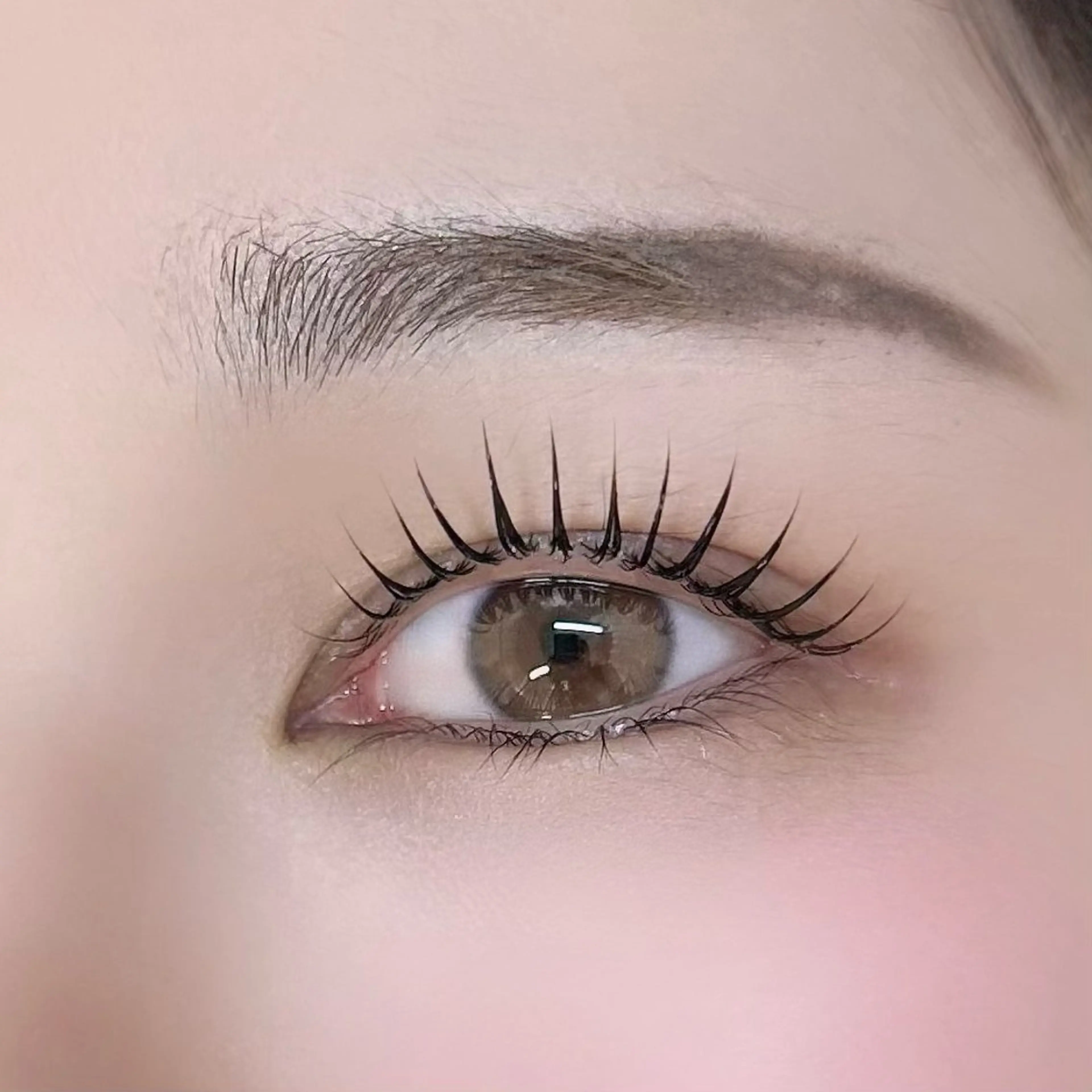 マツエク・マツパ eyelash&eyebrow Luminous所属・Luminous まつげ&眉毛 専門店のマツエク・マツパデザイン