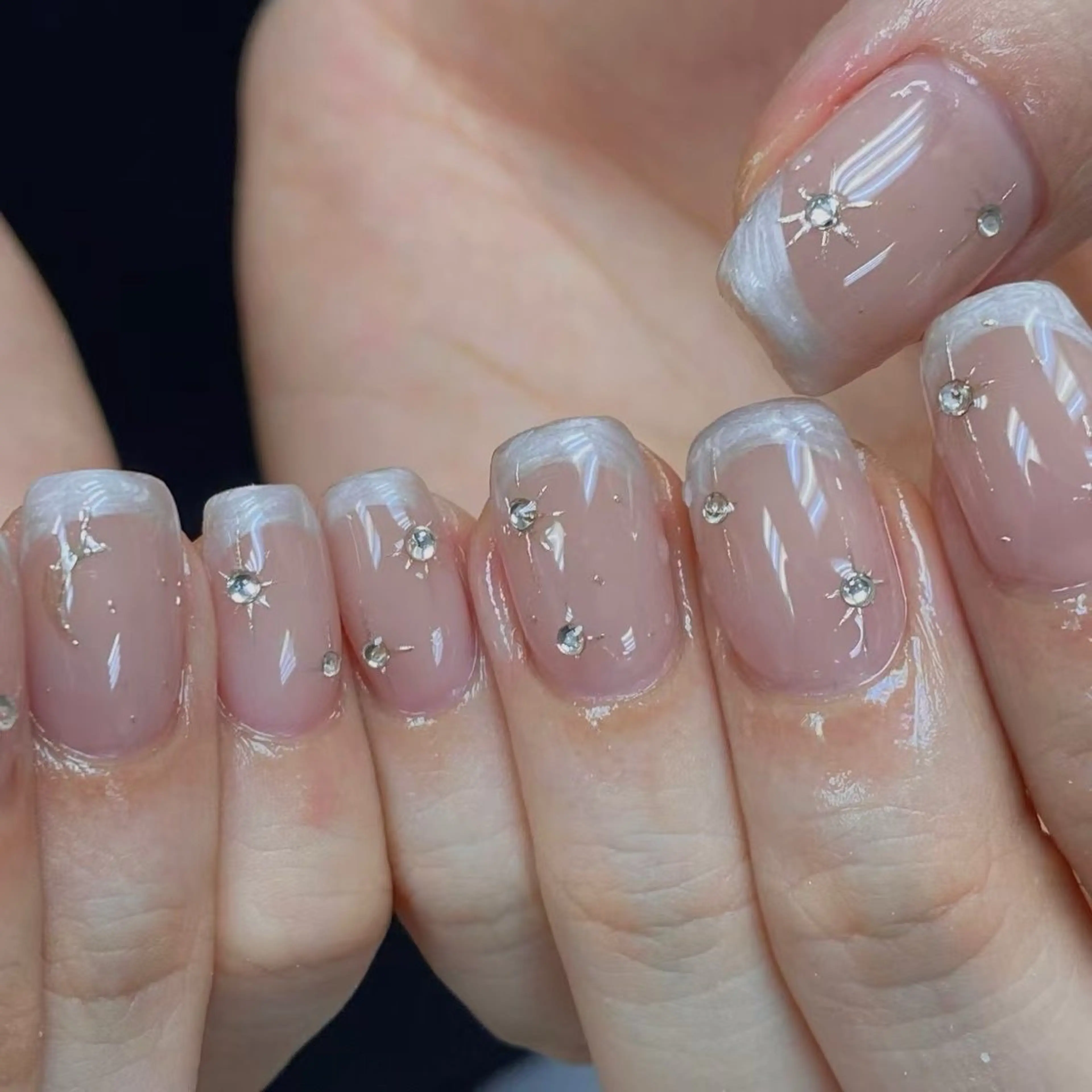 ネイル IYOU NAIL所属・チン セイジョのネイルデザイン