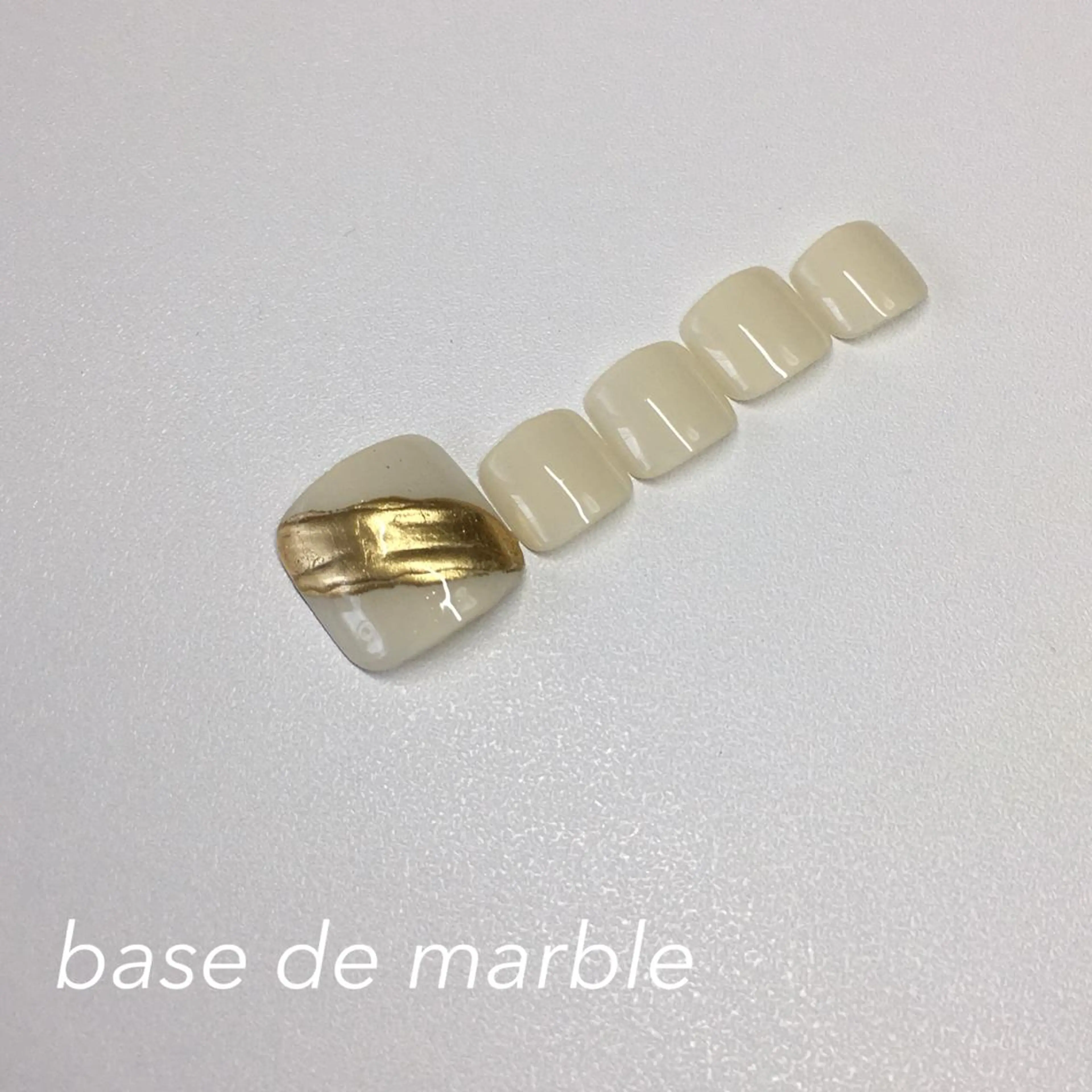 ネイル オモルフィ所属・カラーリスト marumoのヘアスタイル