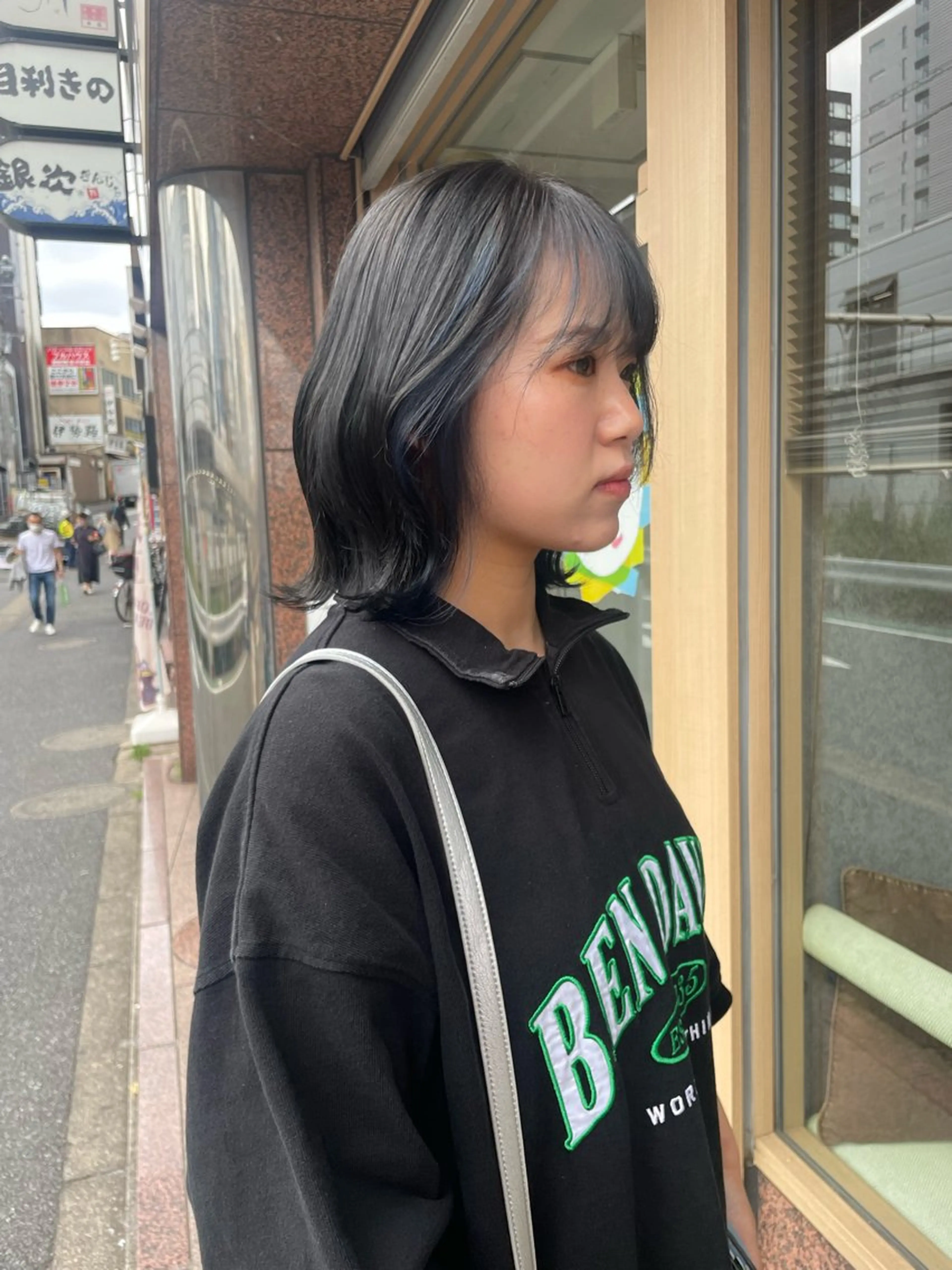 ミディアム カラー 黒髪 ブルーカラー ブルーグレー グレーブラック 髪質改善/Bloss om🌷高橋沙衣のヘアスタイル