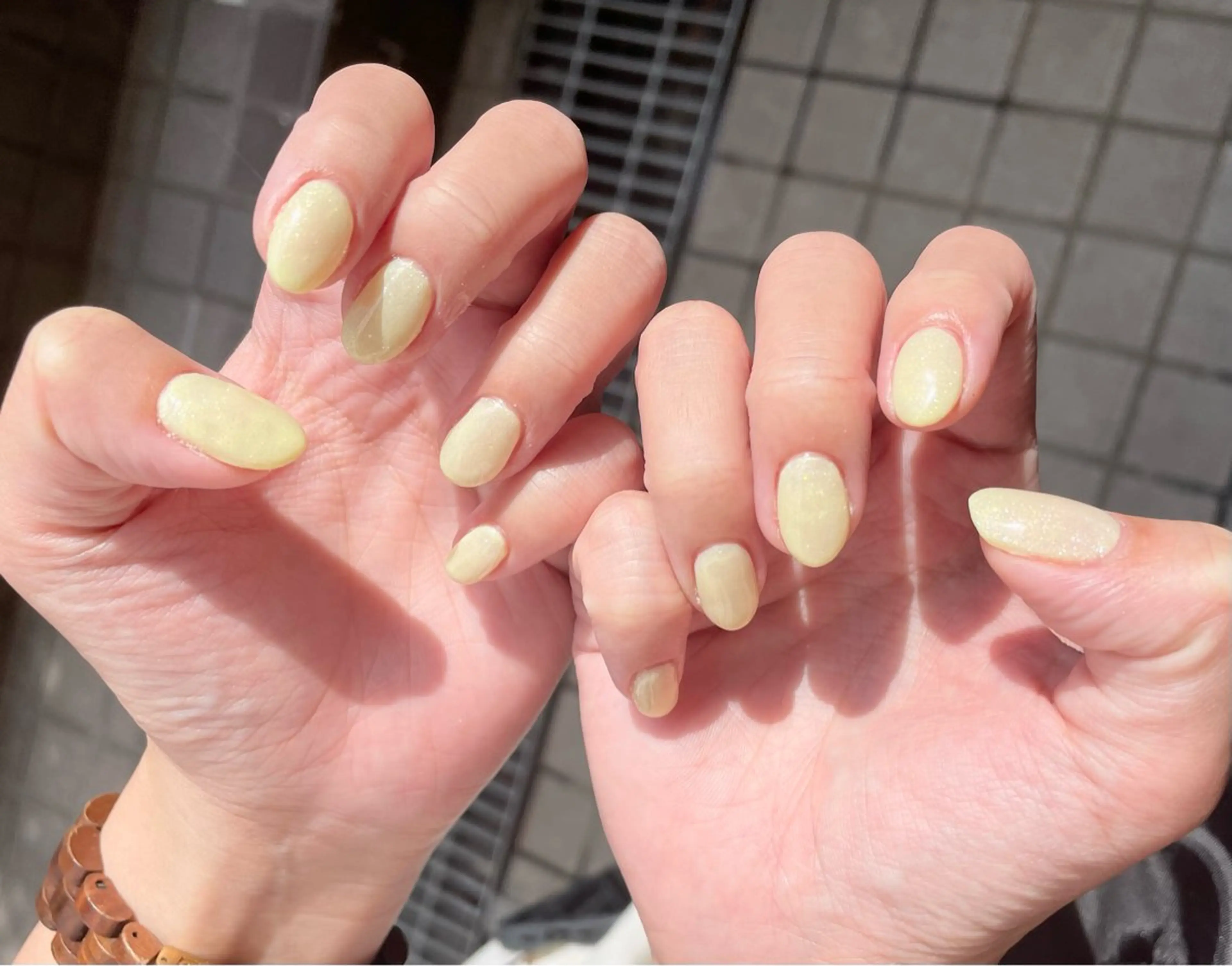 ネイル biene 鴨下愛美のネイルデザイン