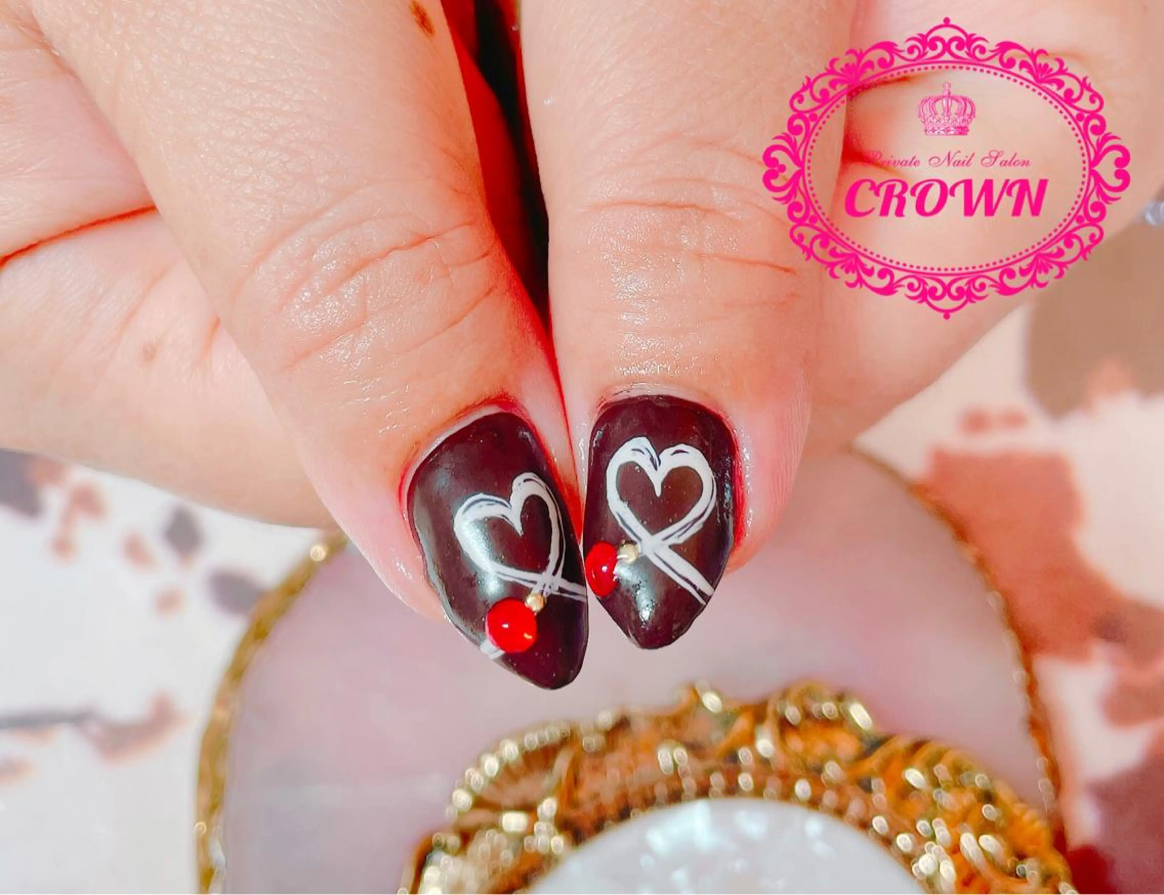 ネイル CROWN プライベートサロンのネイルデザイン