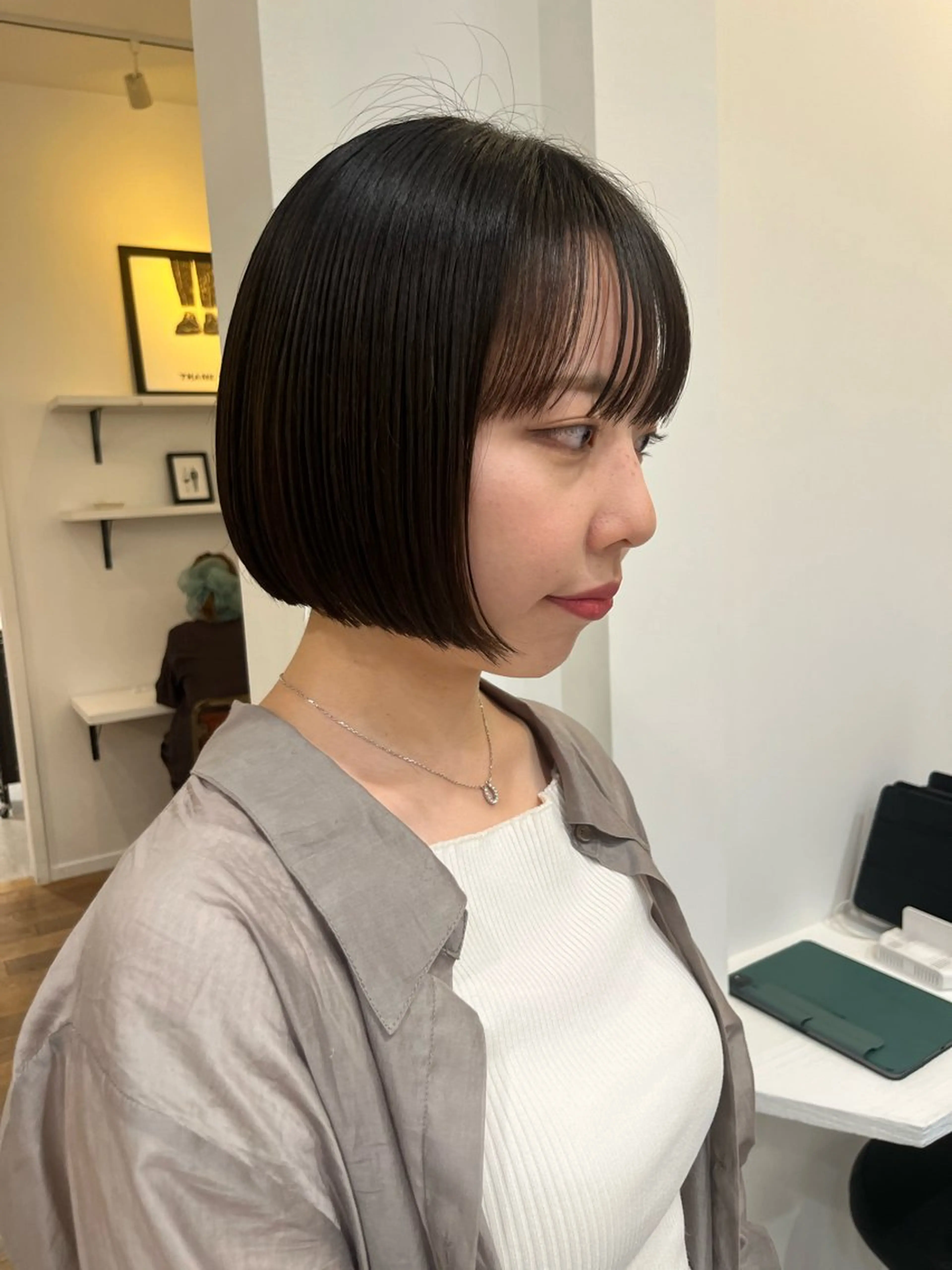 ✂️カット✂️＋✨前髪ストレートパーマ(縮毛矯正)＋ケアトリートメント✨【髪質改善/酸性ストレート】の写真