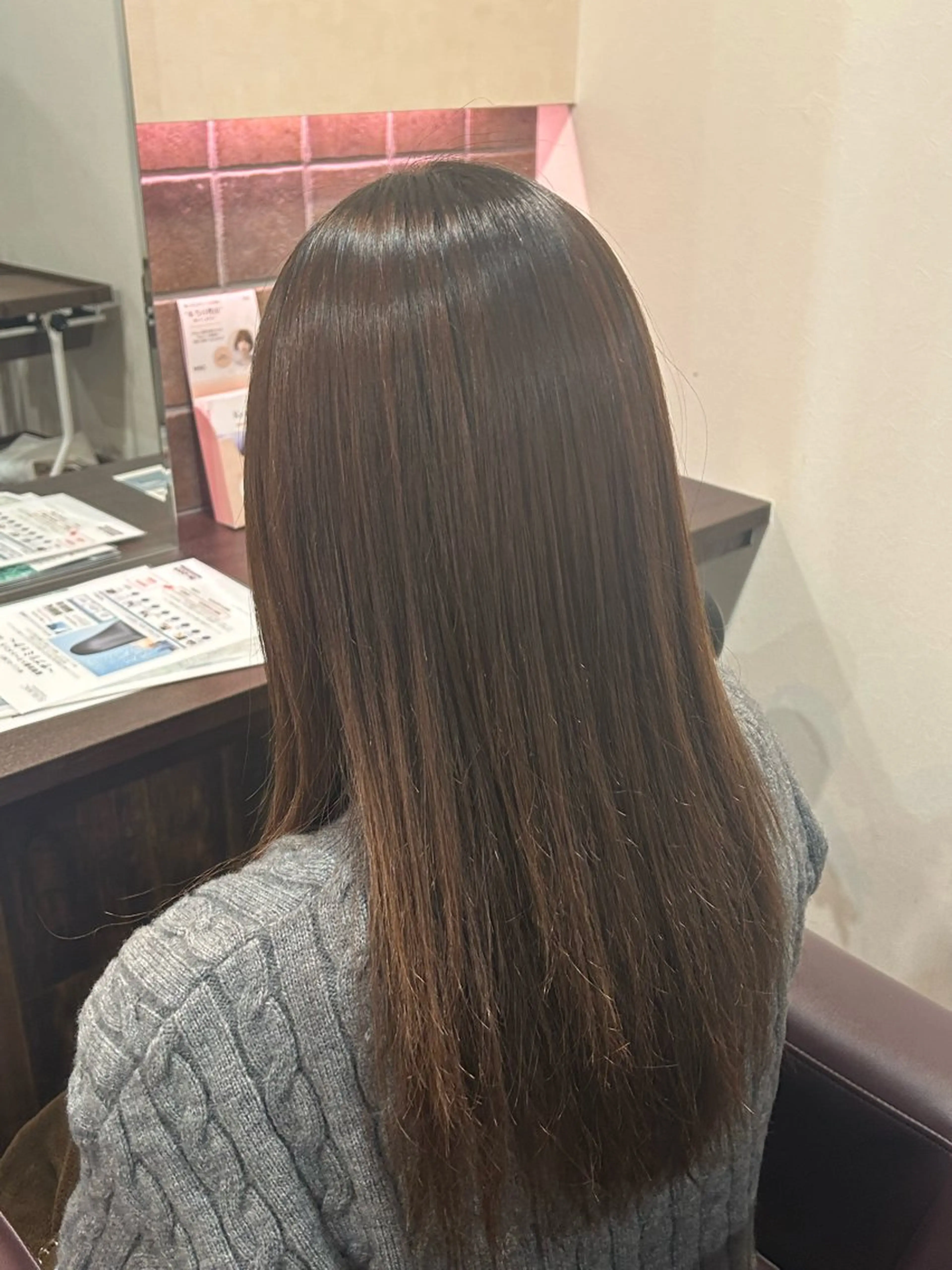 ロング 縮毛矯正 トリートメント 🫧 ハナ🫧のヘアスタイル