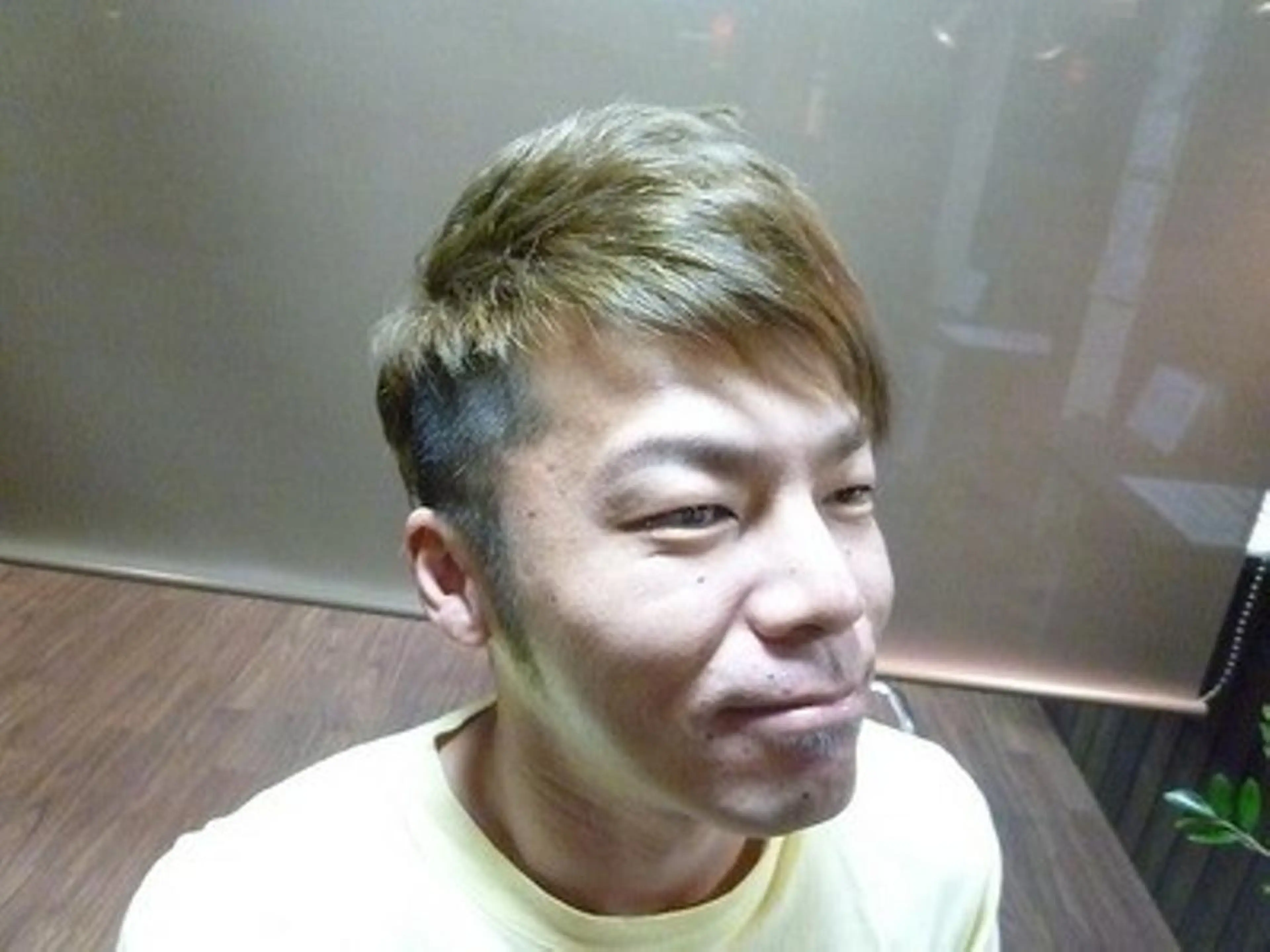 メンズ サンフラット所属・岡林 選のヘアスタイル