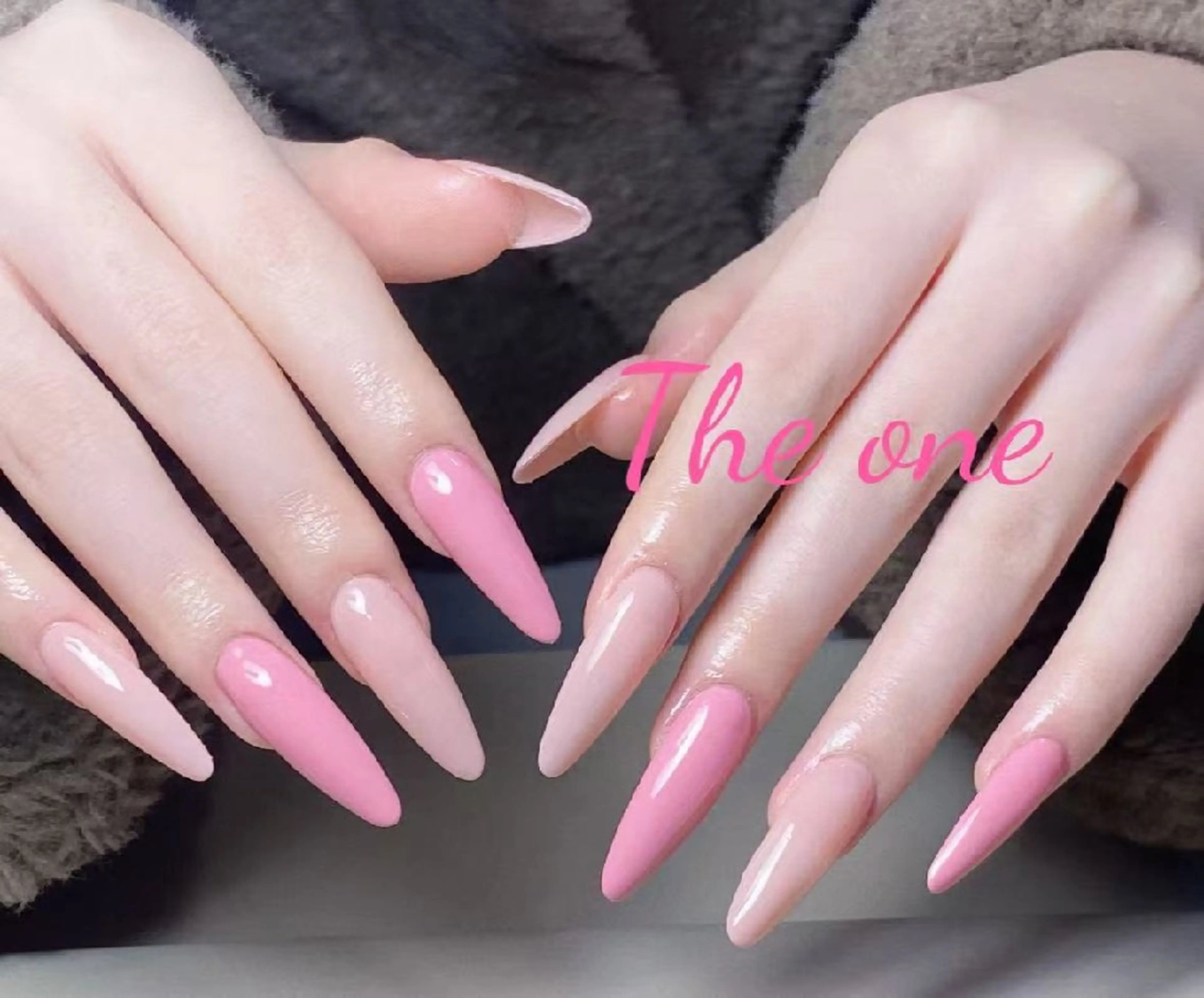 ワンカラー飛ばし+チップ長さ足しの写真