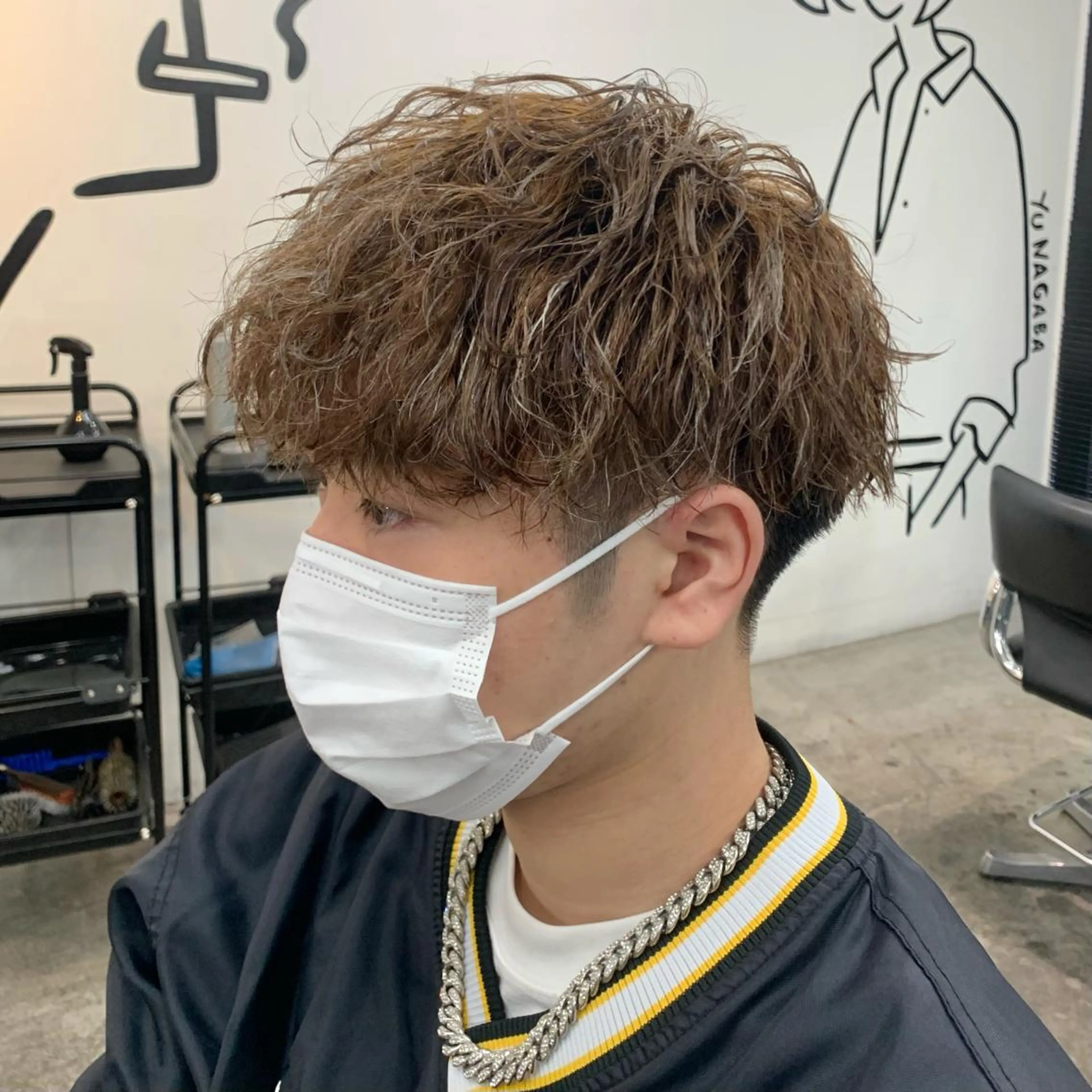 ショート カラー パーマ メンズ メンズハイライト ハイライトカラー ハイライト カット ヘアカラー パーマ メンズ特化美容師/ 藤戸 椋のヘアスタイル