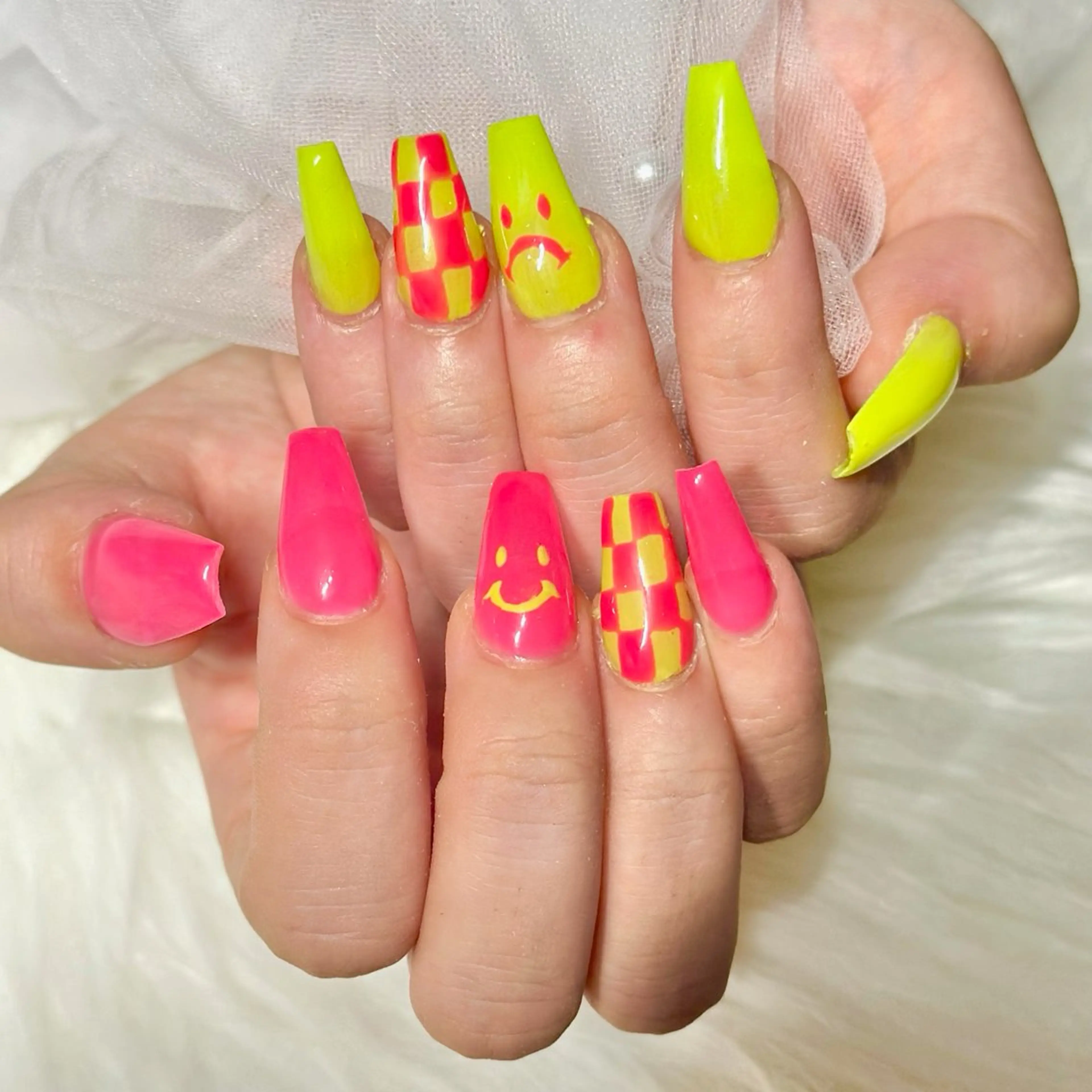 ネイル MIGHTY COLORのネイルデザイン