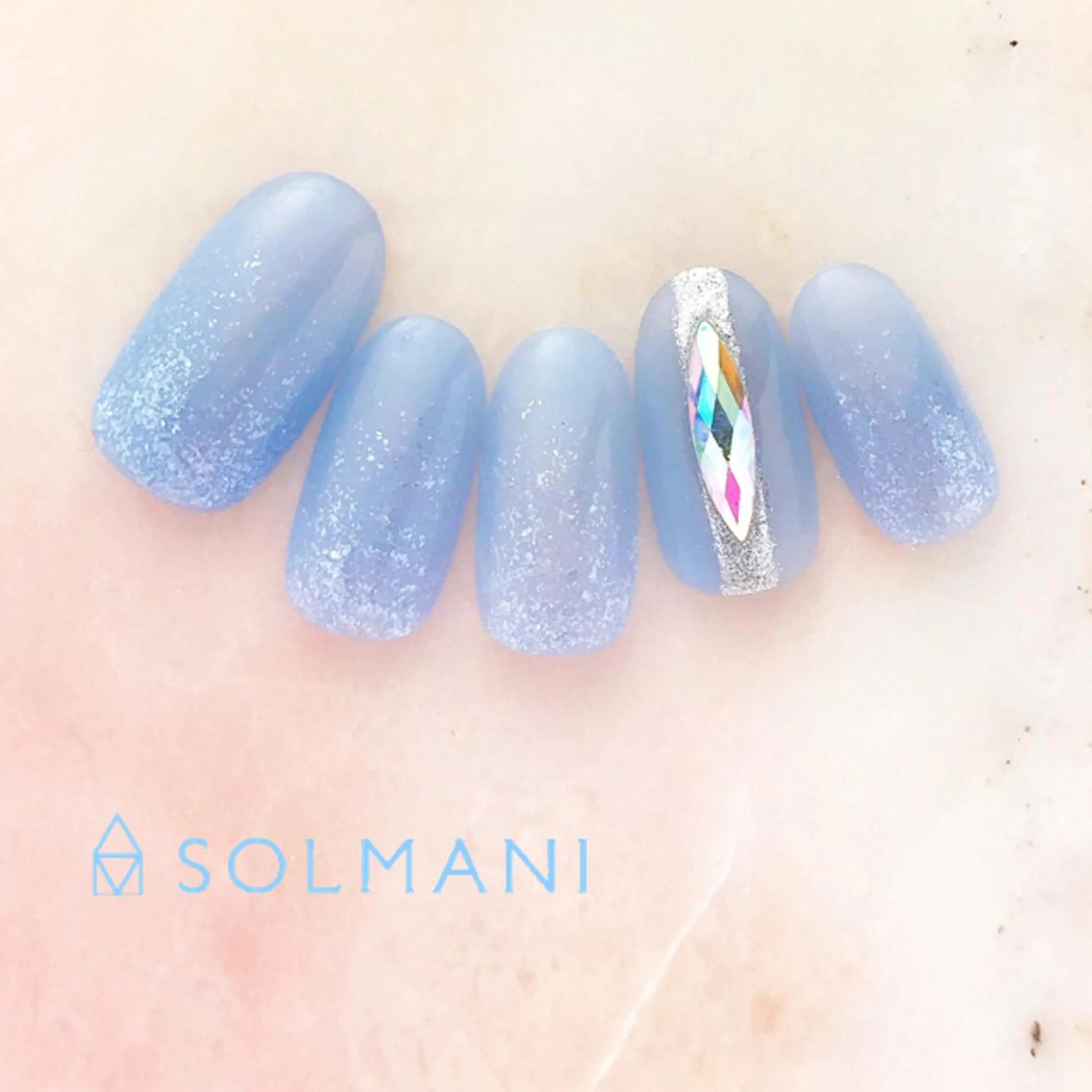 ネイル SOLMANI 予約担当のネイルデザイン