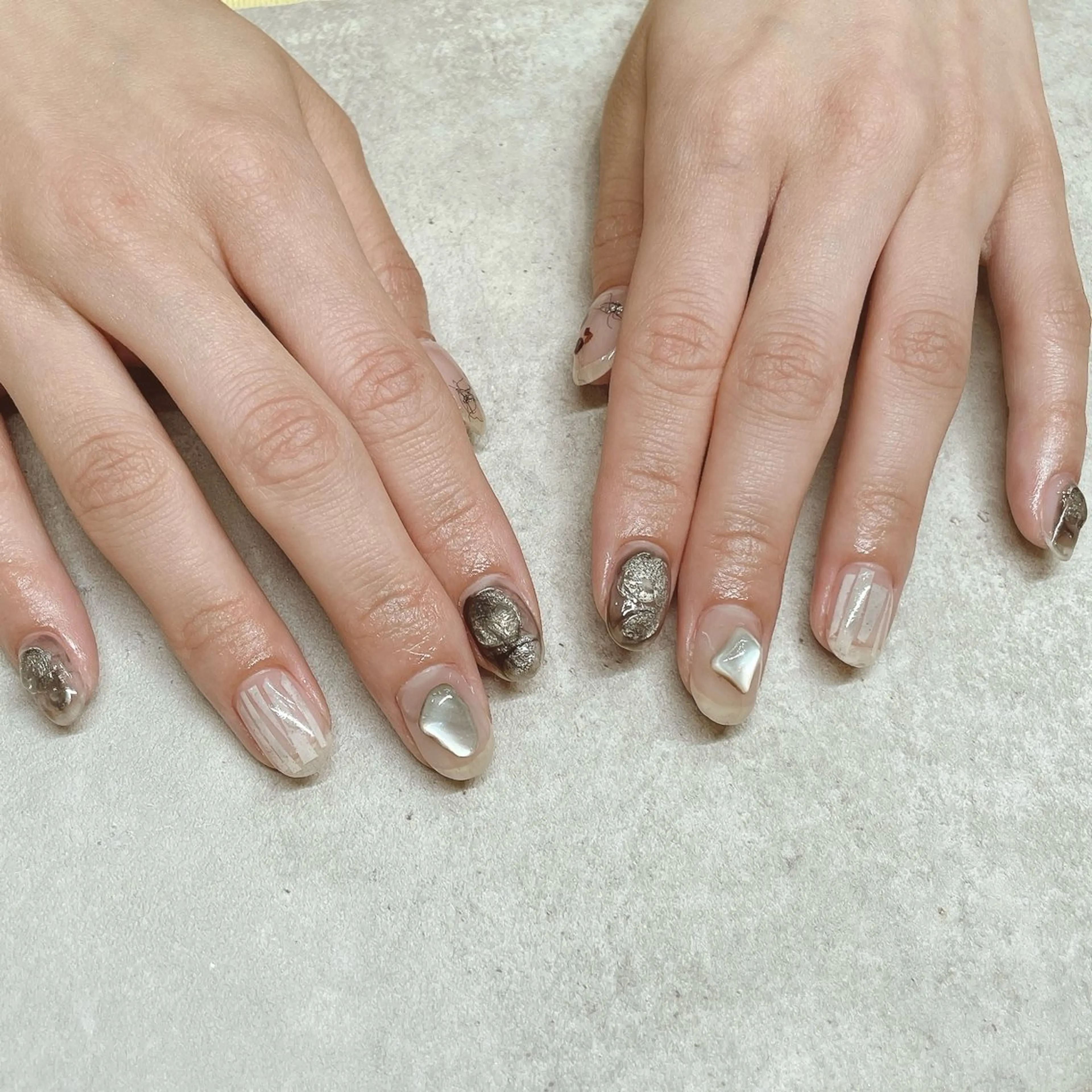 ネイル アートネイル 長さ出し ハンドネイル A85G ayakoのネイルデザイン