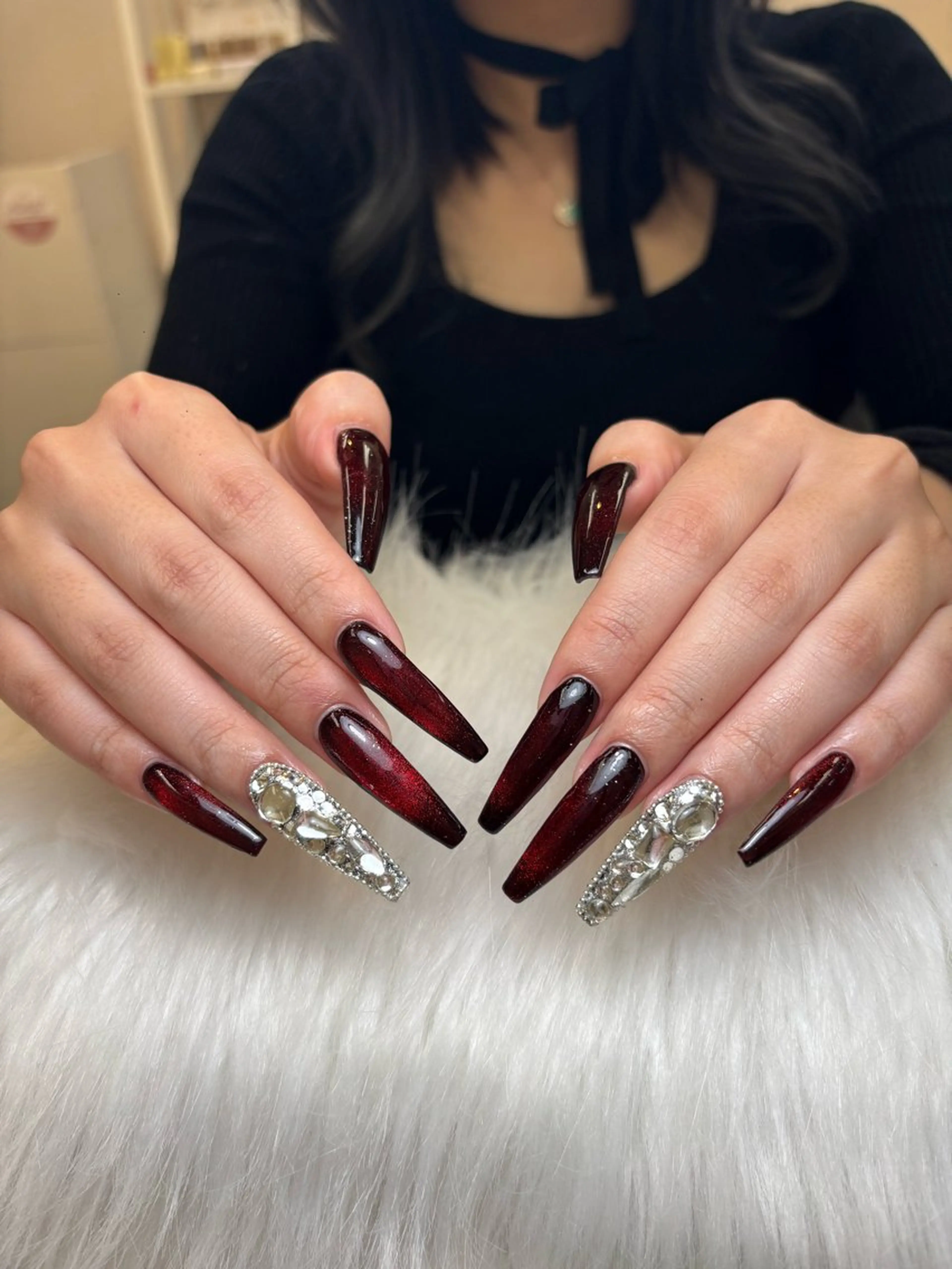 ネイル グラデーション キラキラネイル ワンカラーネイル 冬ネイル Jenn Nail Salonのネイルデザイン