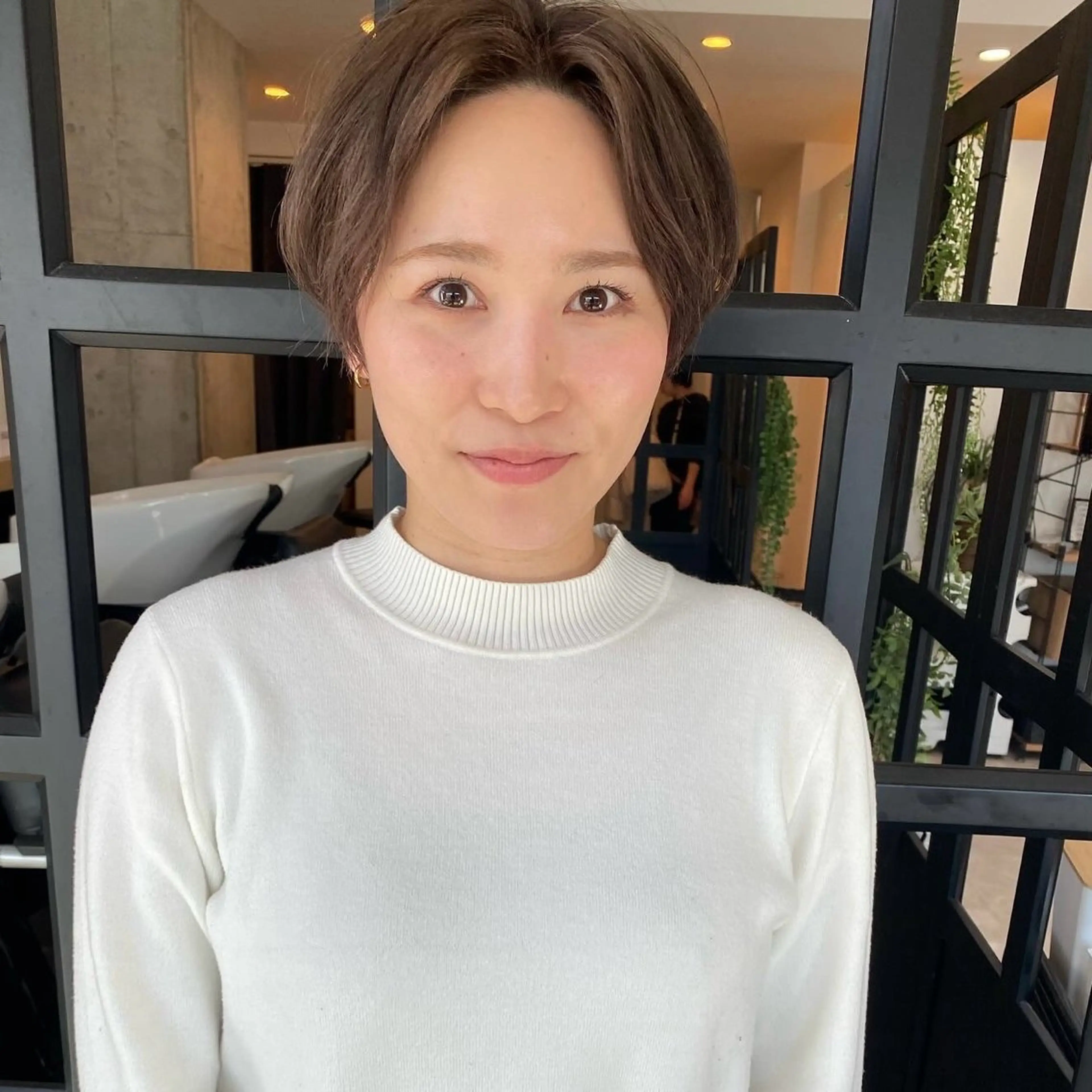 ショート ハイライト 髪質改善 レイヤーカット ショートヘア また会いたくなる 美容師【KENTA】のヘアスタイル