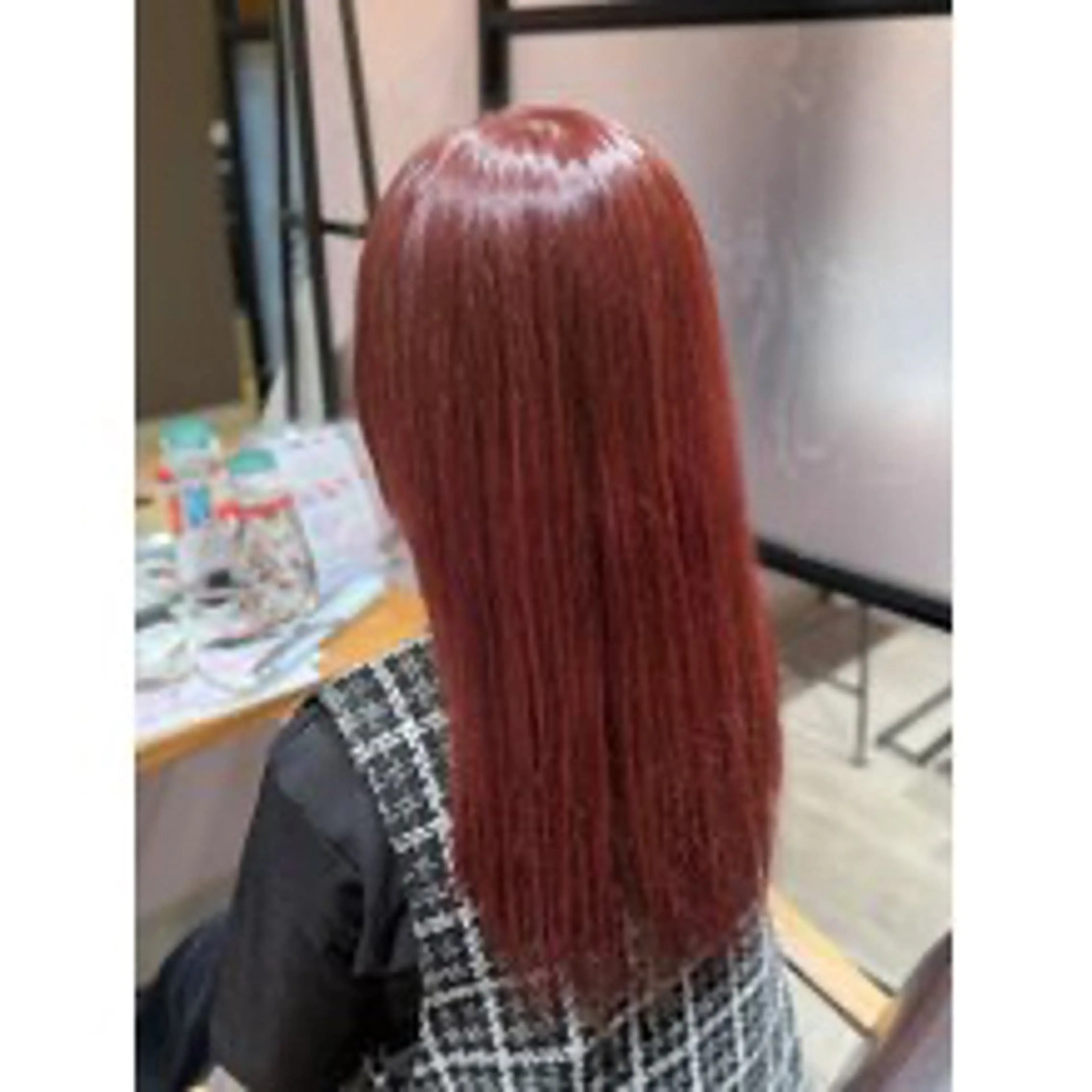 カラー 梶 瑞希のヘアスタイル