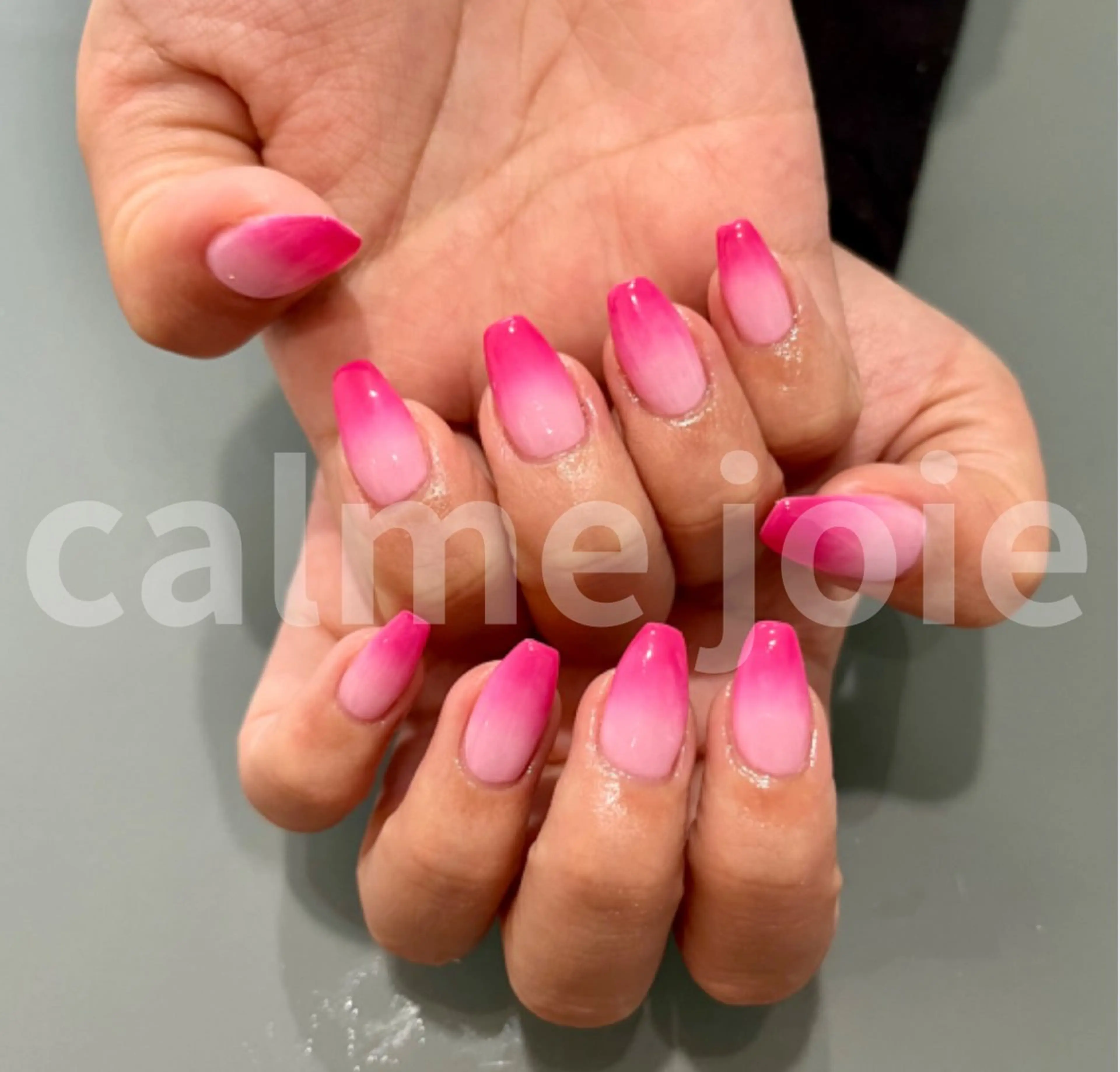 ネイル グラデーション calme joieのマツエク・マツパデザイン