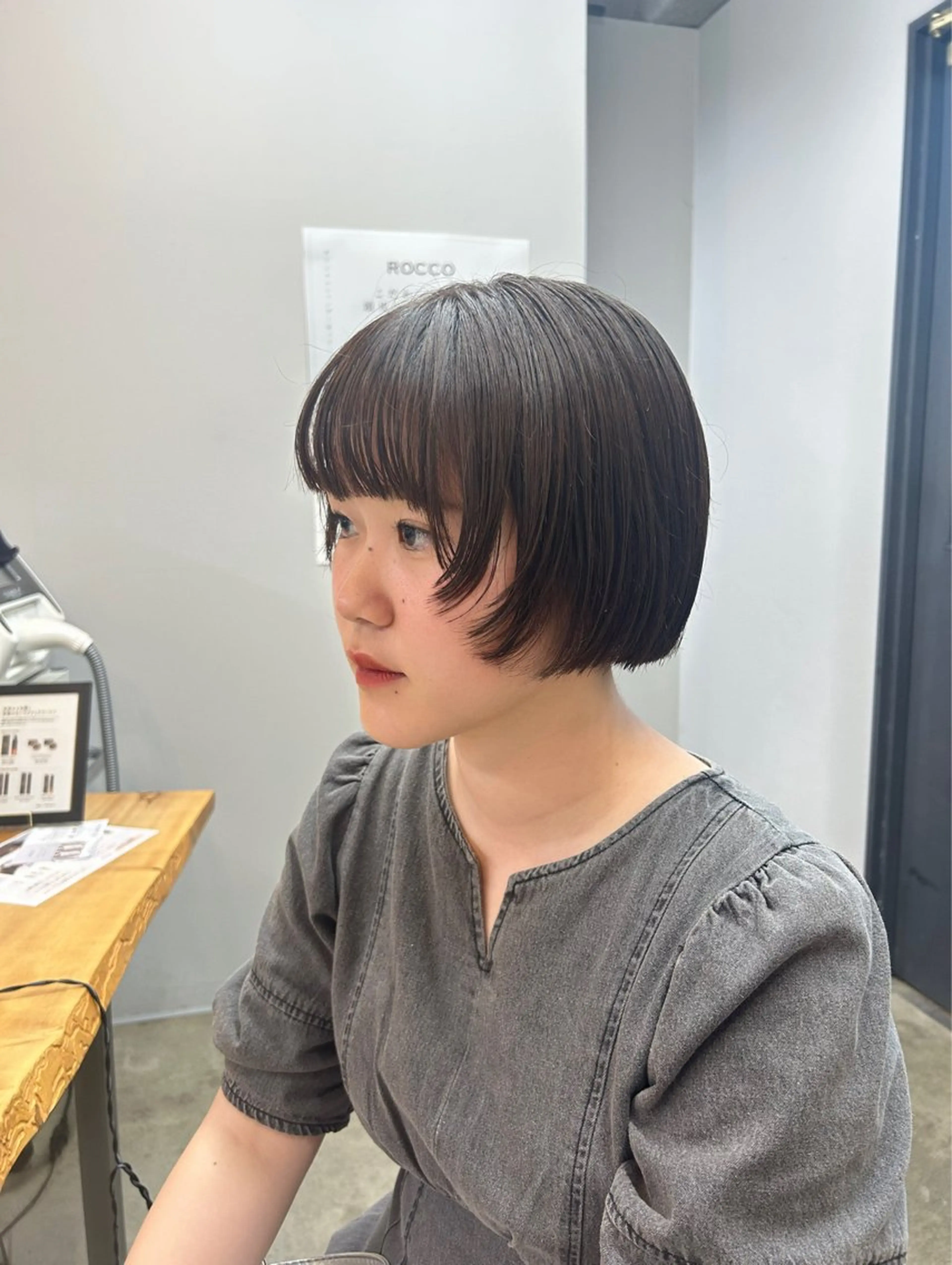 ショート 顔まわりレイヤー レイヤーカット カット ROCCOeast Rukaのヘアスタイル