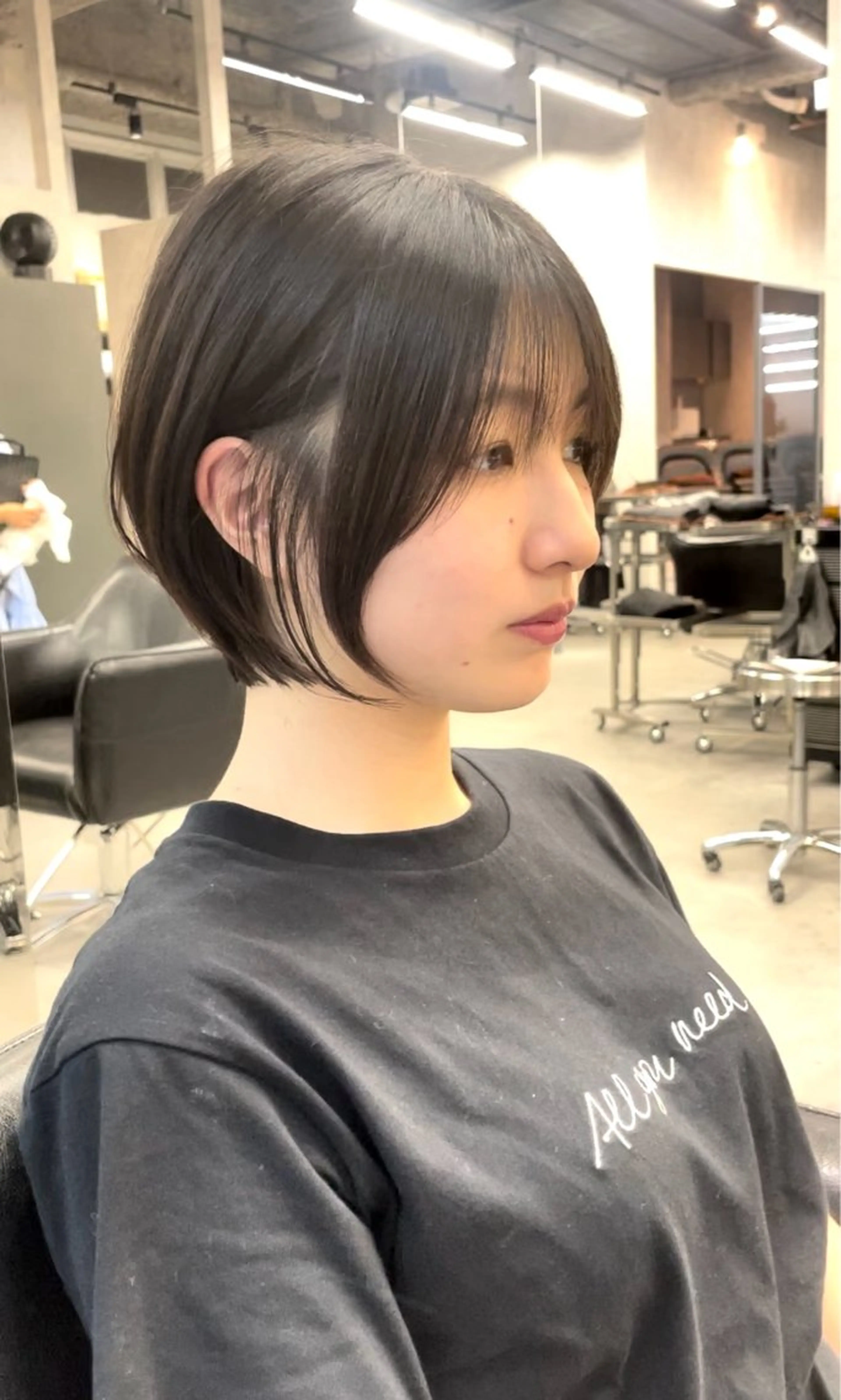 ショート カラー ショートボブ 丸みショート ボブ ショートヘア modek's tokyo所属・顔周りレイヤー ☺︎shunのヘアスタイル