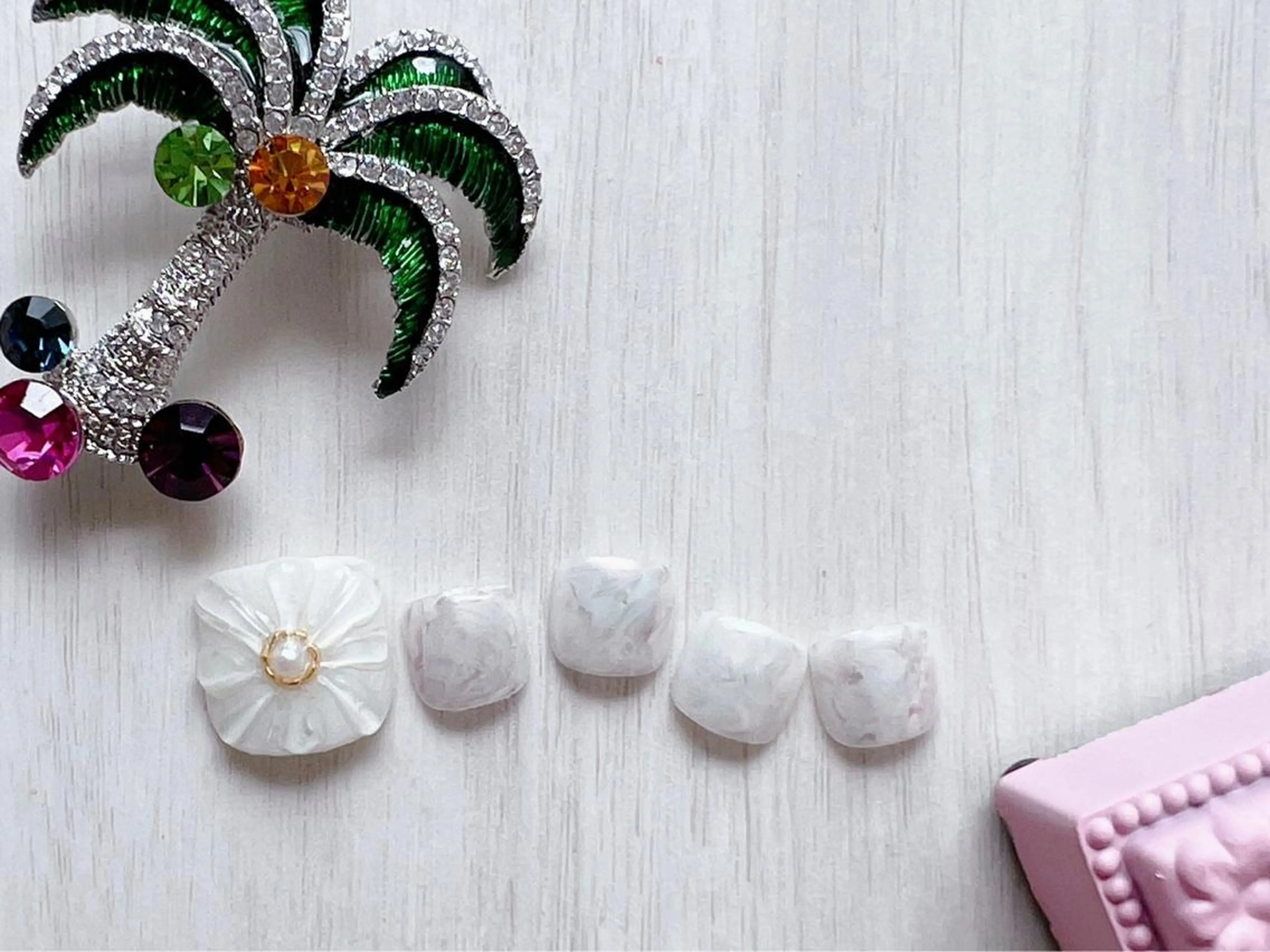 ネイル フットネイル トップネイリスト Ribbon立川店のネイルデザイン