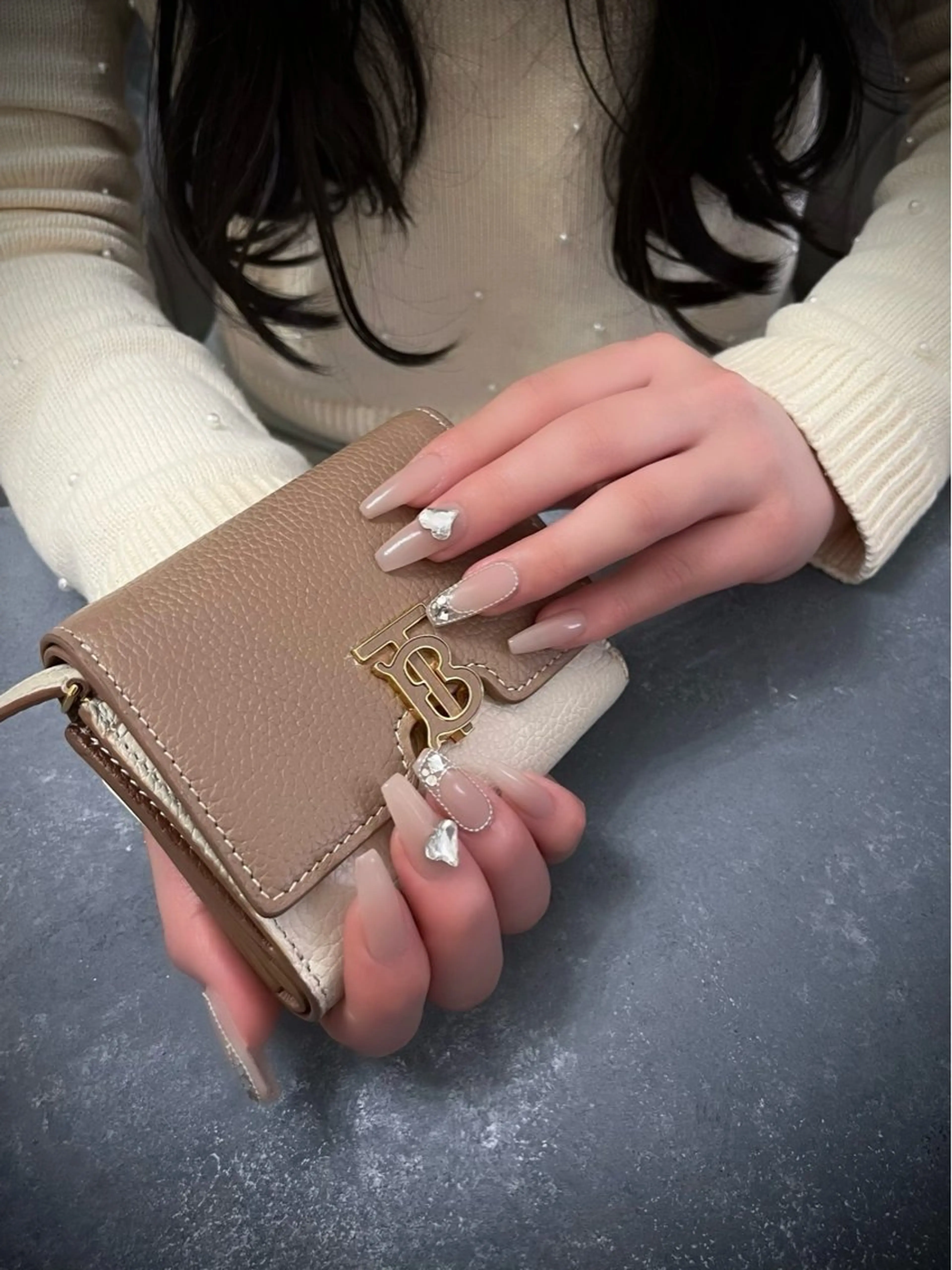 ネイル キラキラネイル マグネットネイル ワンカラーネイル スカルプネイル ワンホンネイル nine.🦋 YUKOのネイルデザイン